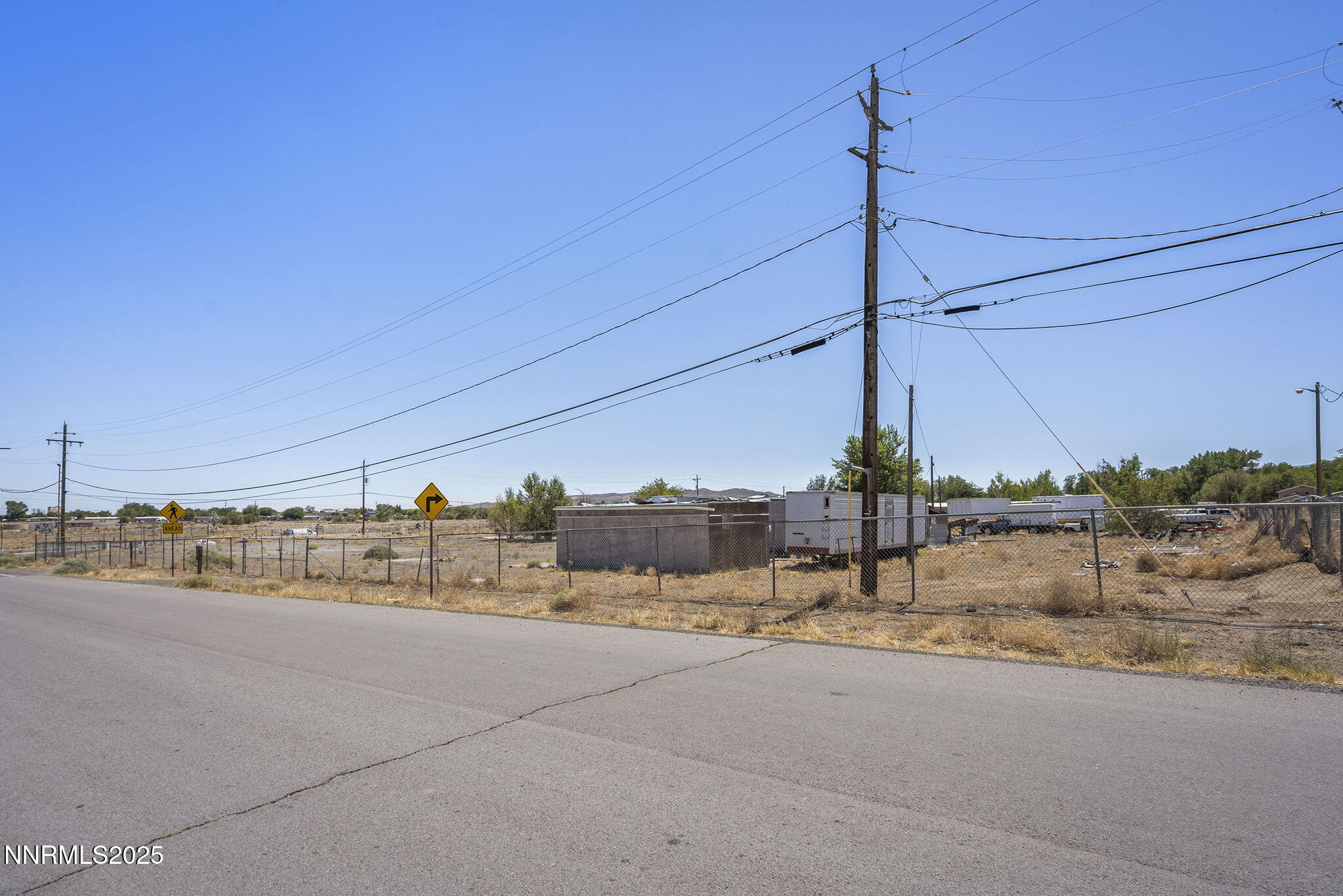 825 Mesa Drive Property Photo 8