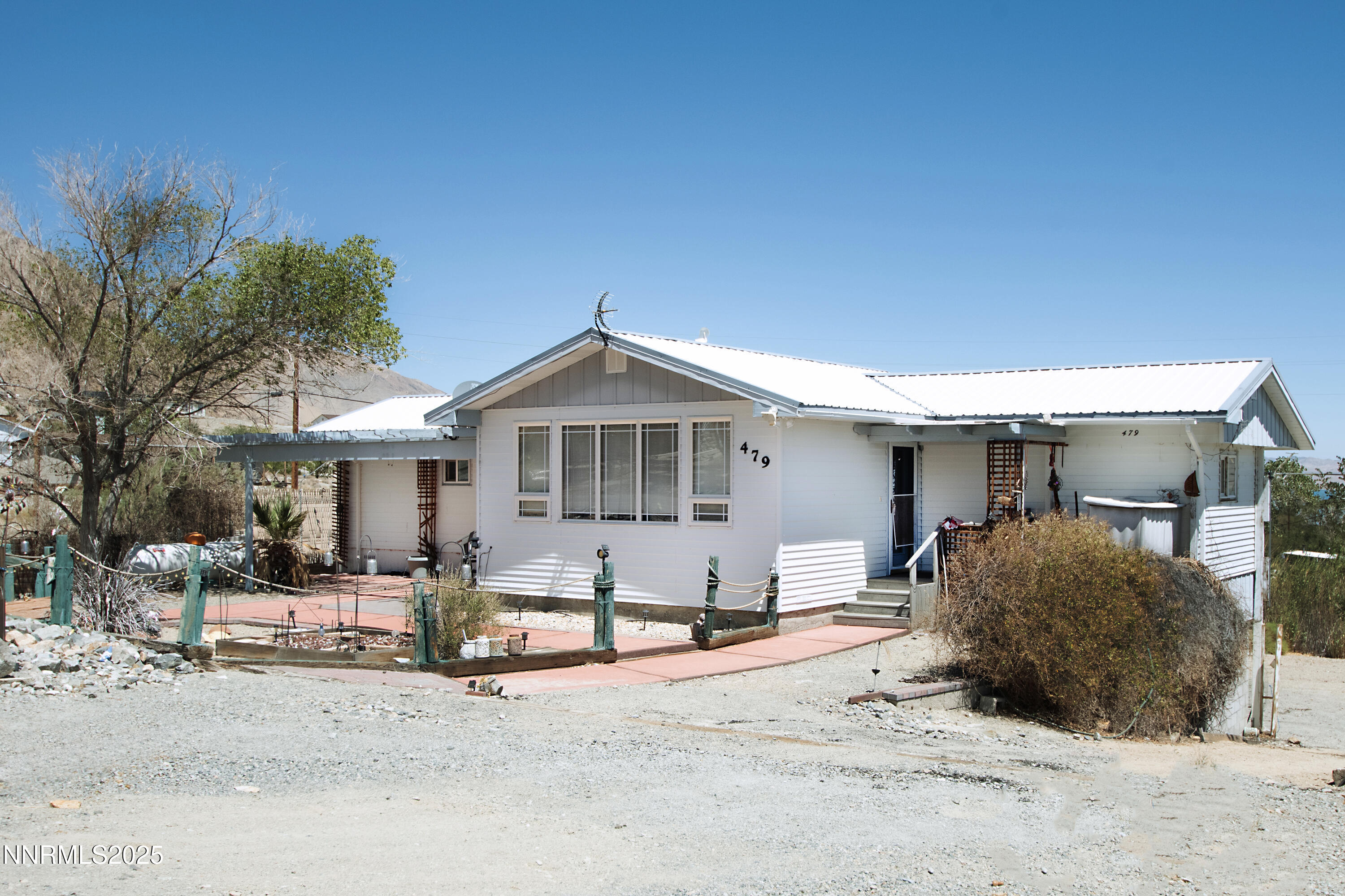 479 Walker Drive Property Photo 1