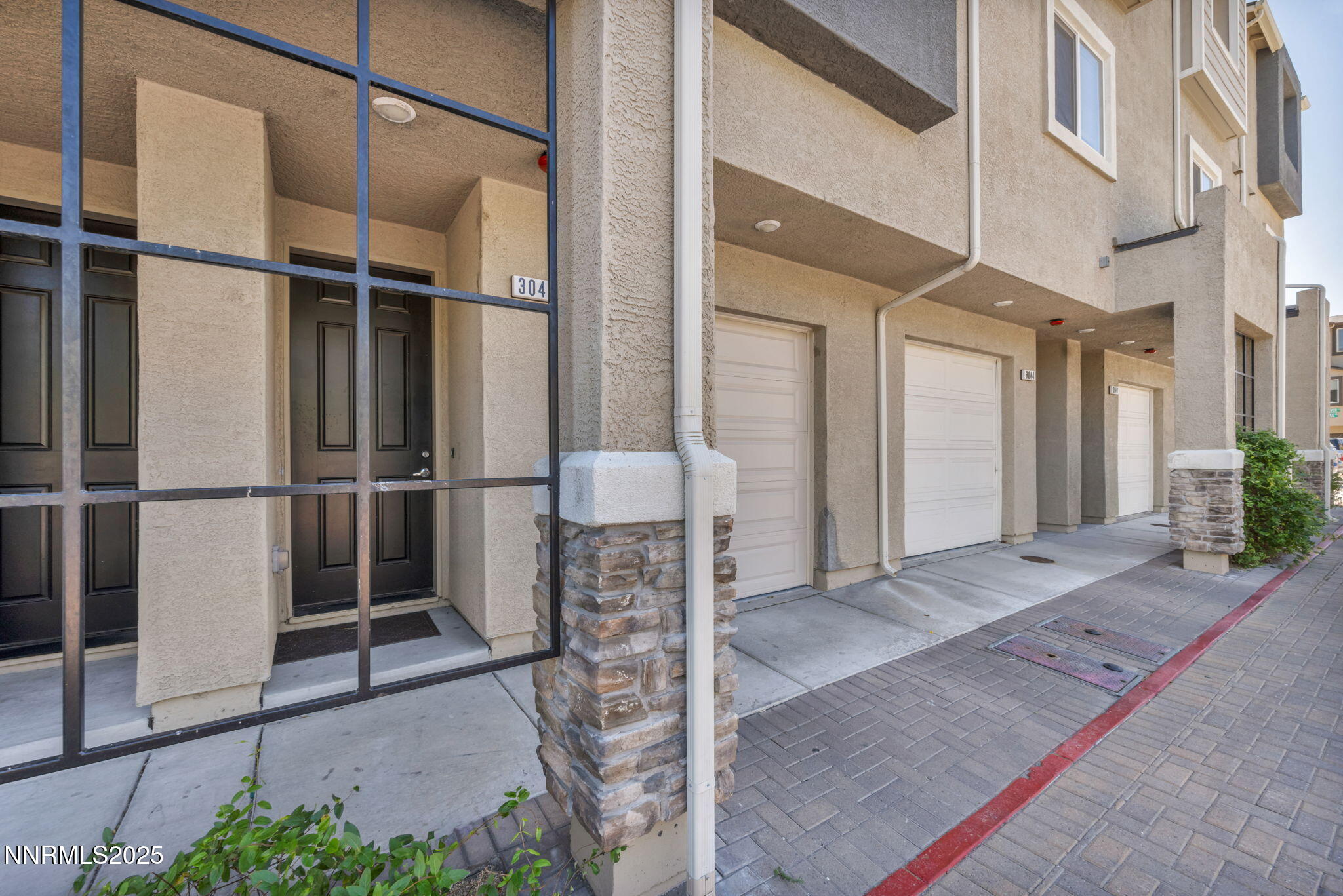 3046 Sterling Ridge Circle Property Photo 1