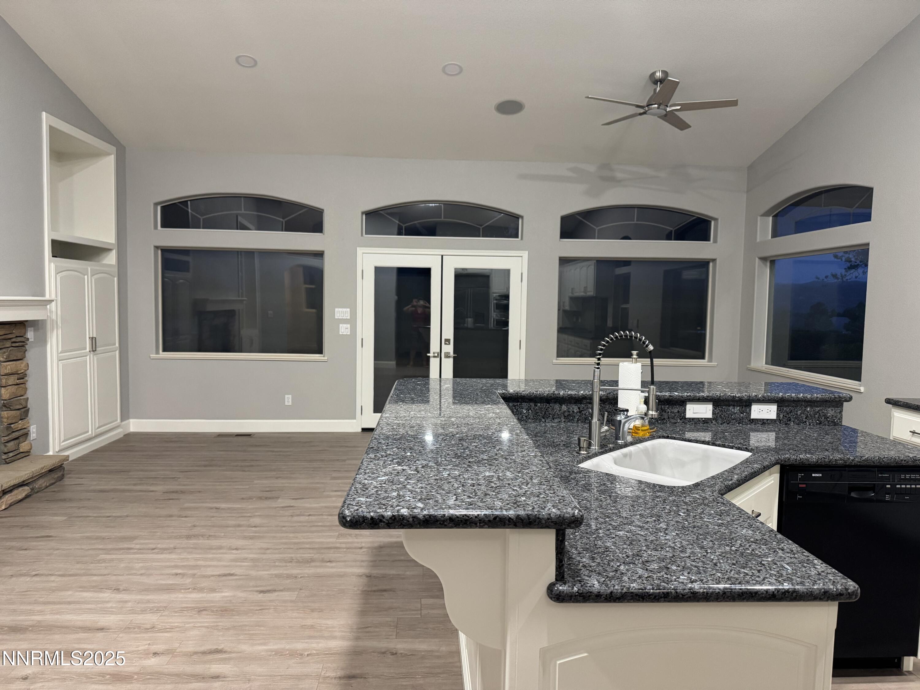 2511 Simons Court Property Photo 11