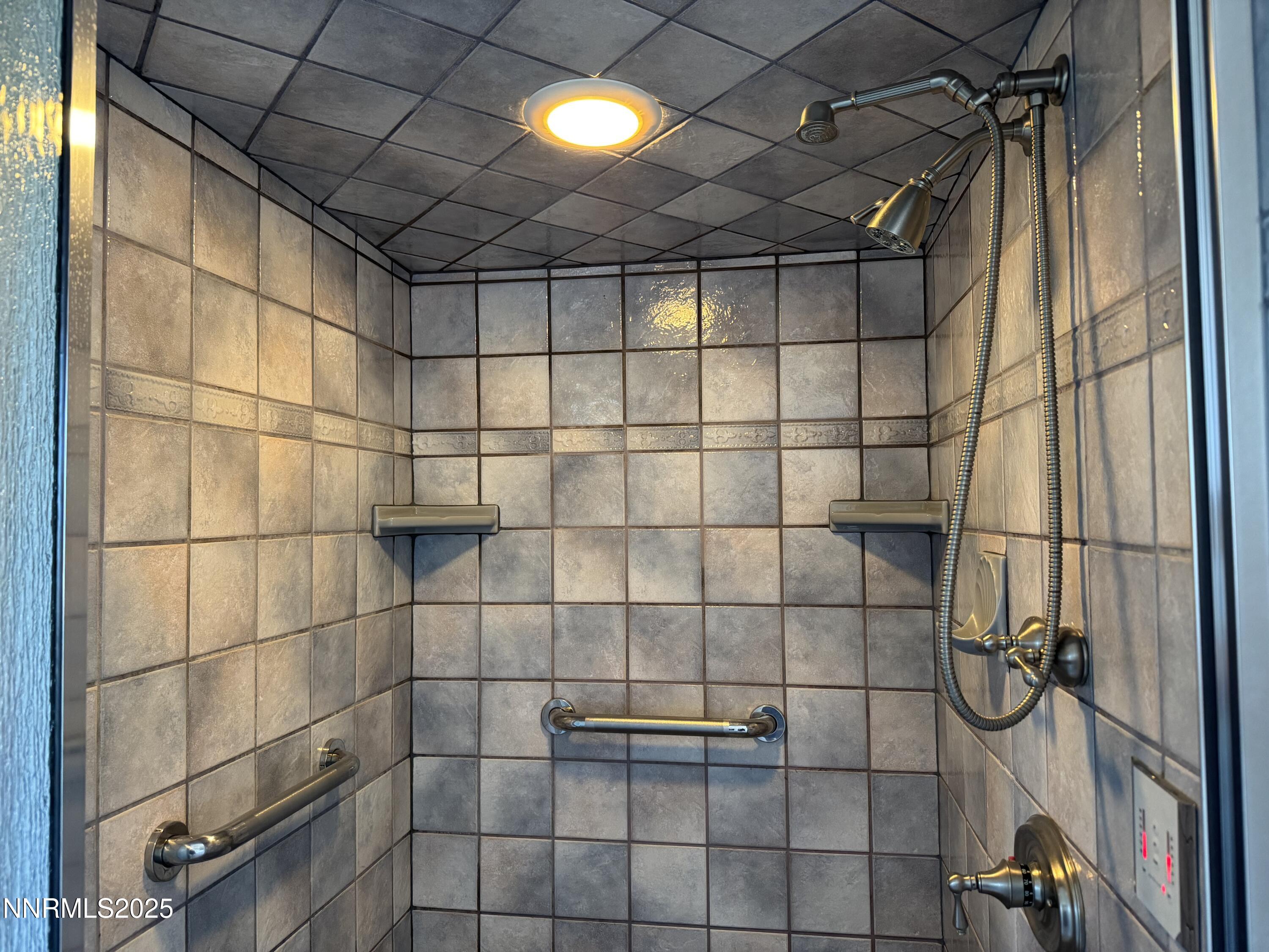 2511 Simons Court Property Photo 23