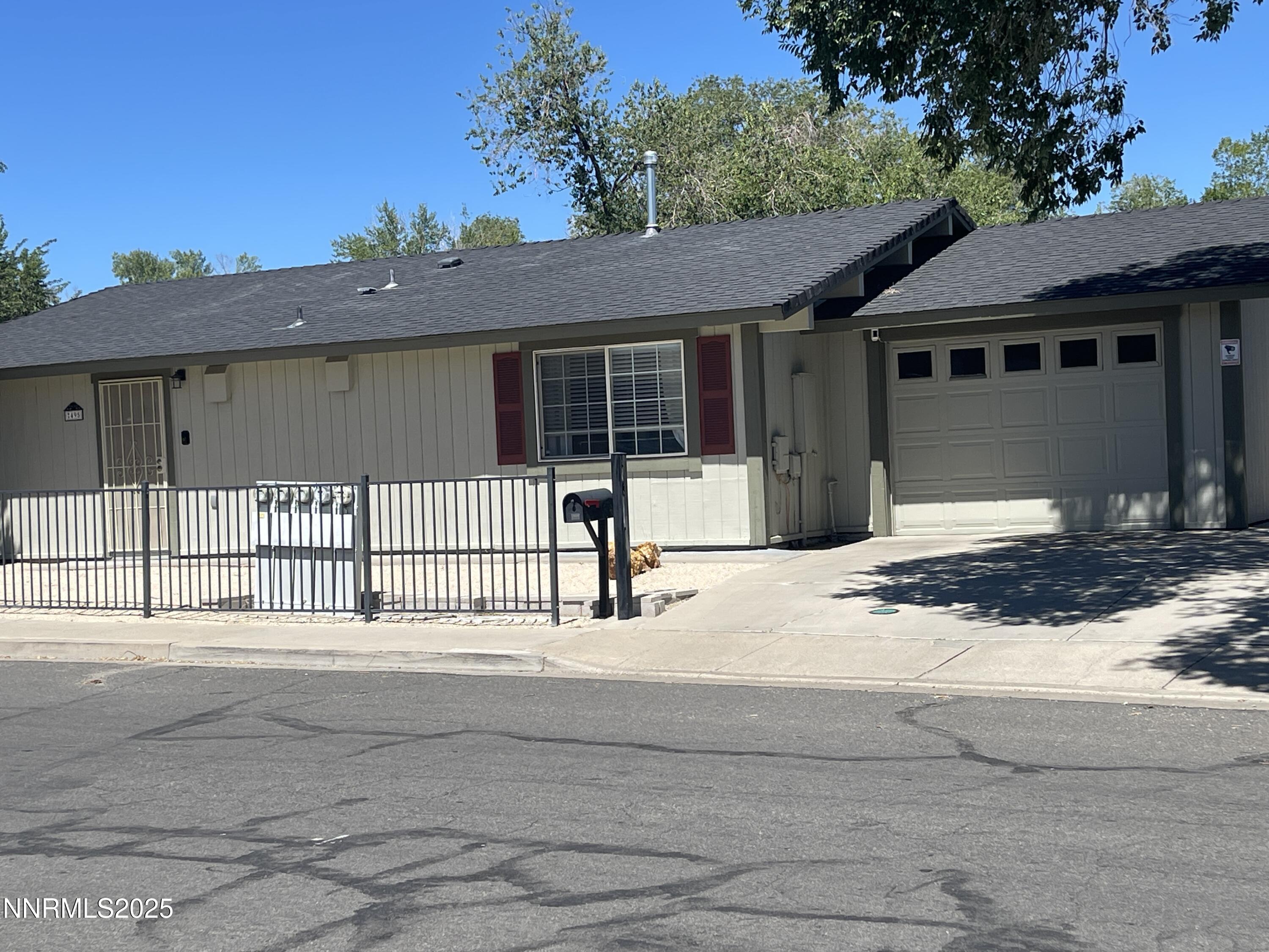 495 Isbell Road Property Photo 1
