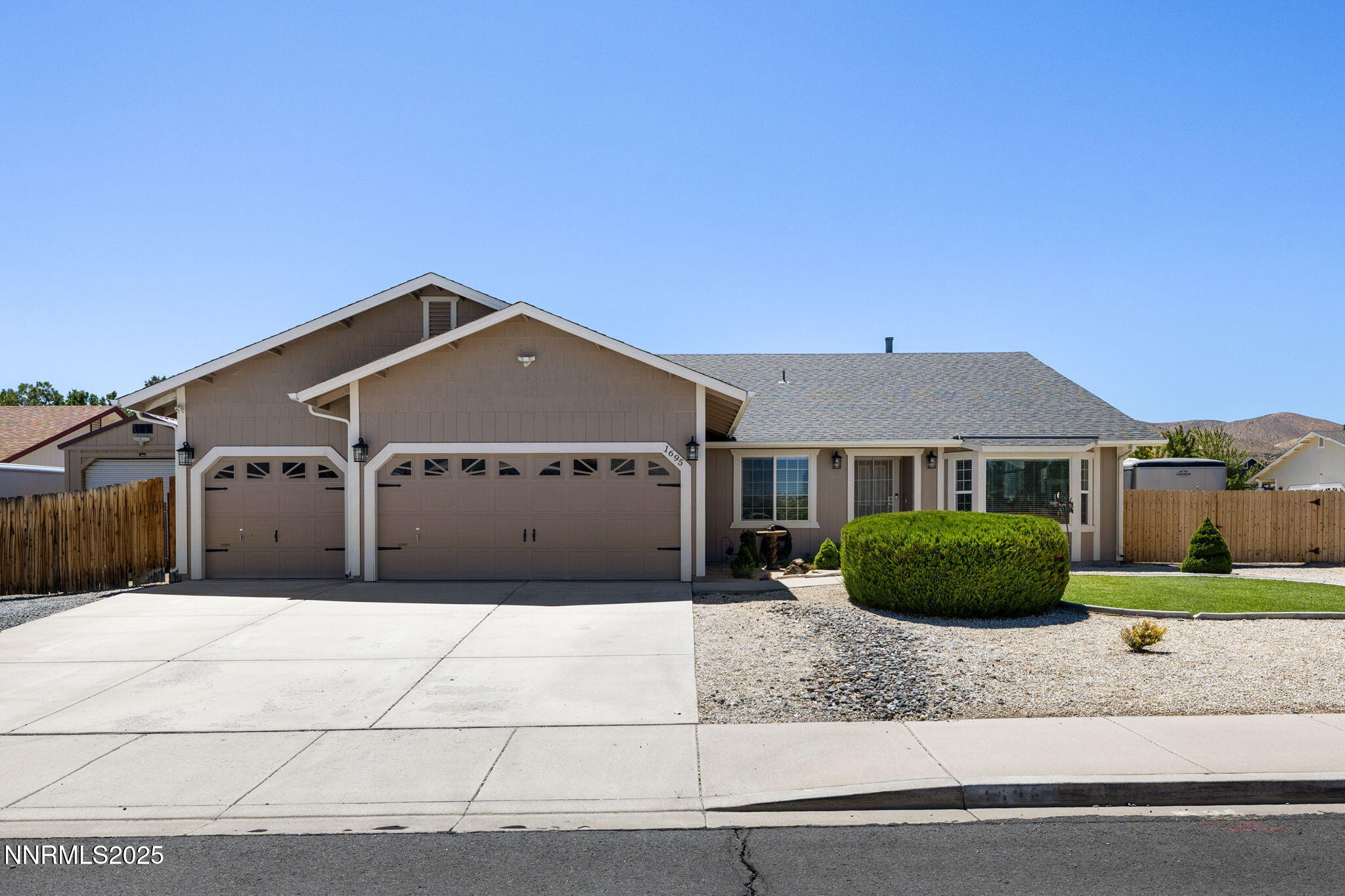1695 Talking Sparrow Drive Property Photo 1