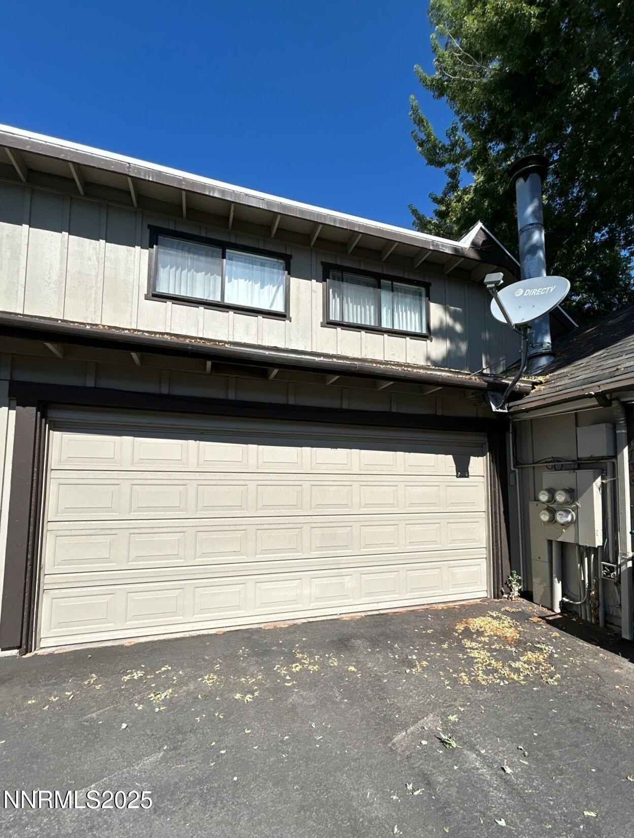 1706 London Circle Property Photo 1