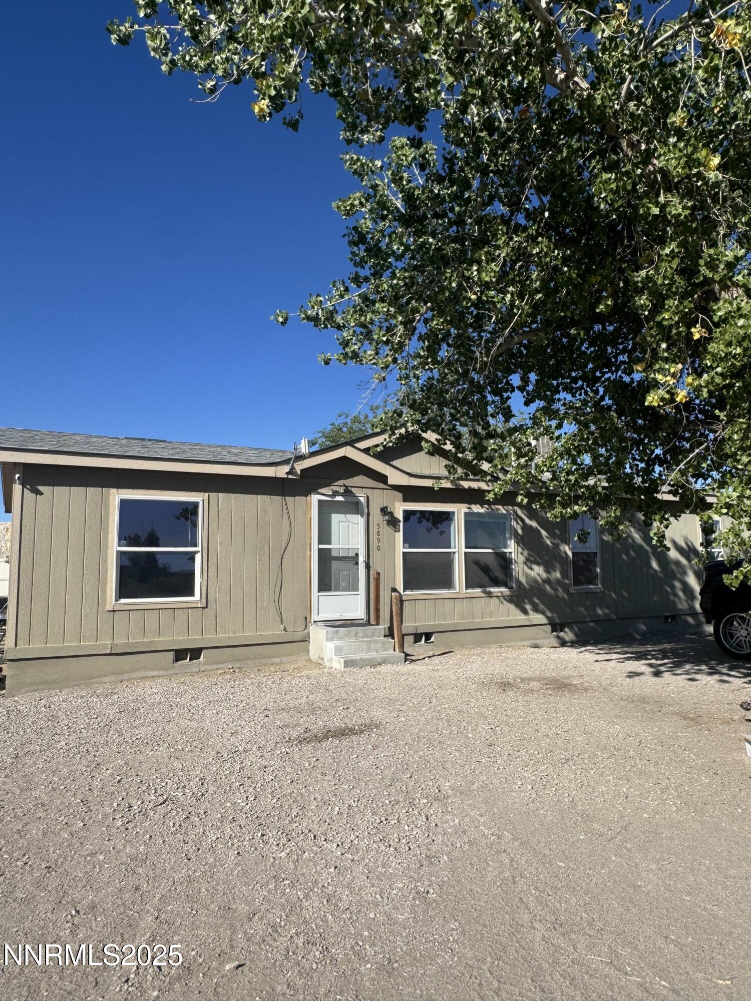 5890 Sarah Road Property Photo 1