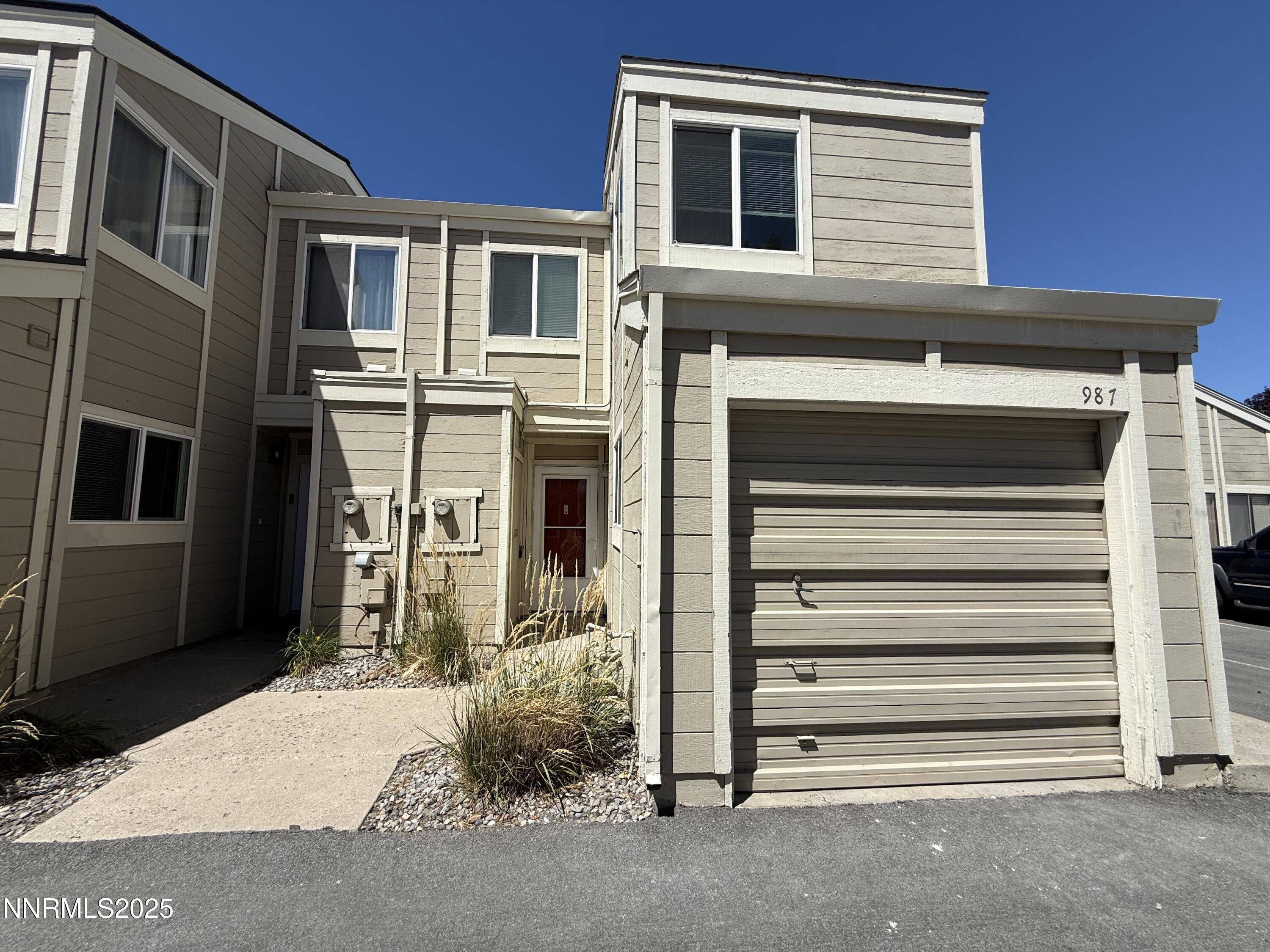 987 Damon Lane Property Photo 1