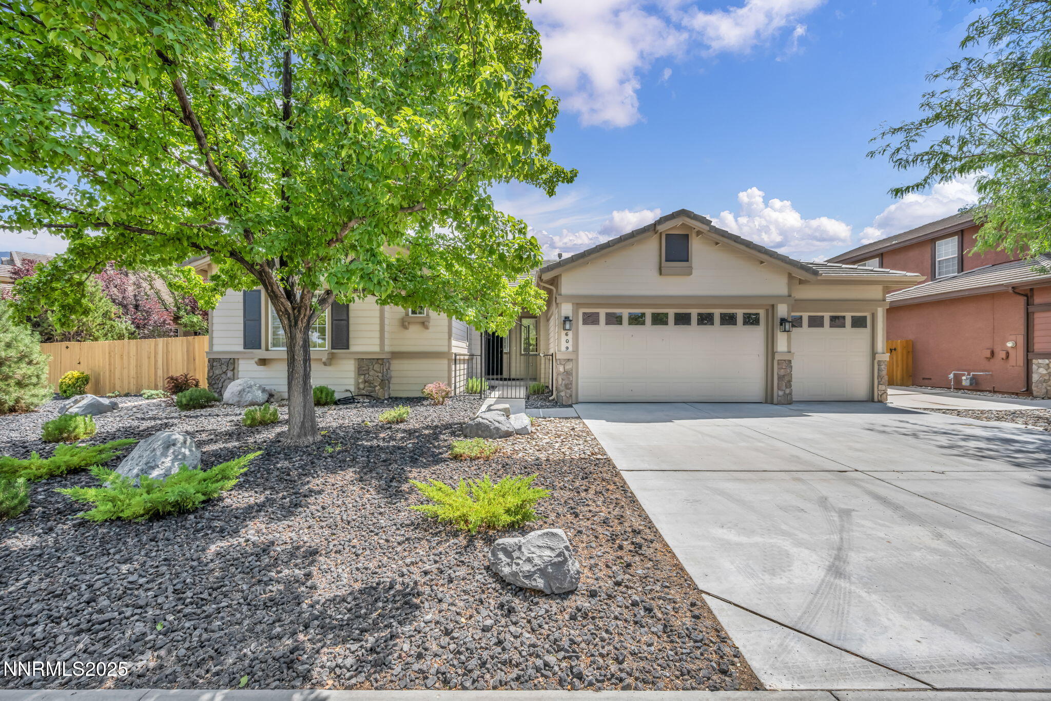 609 St Andrews Drive Property Photo 1