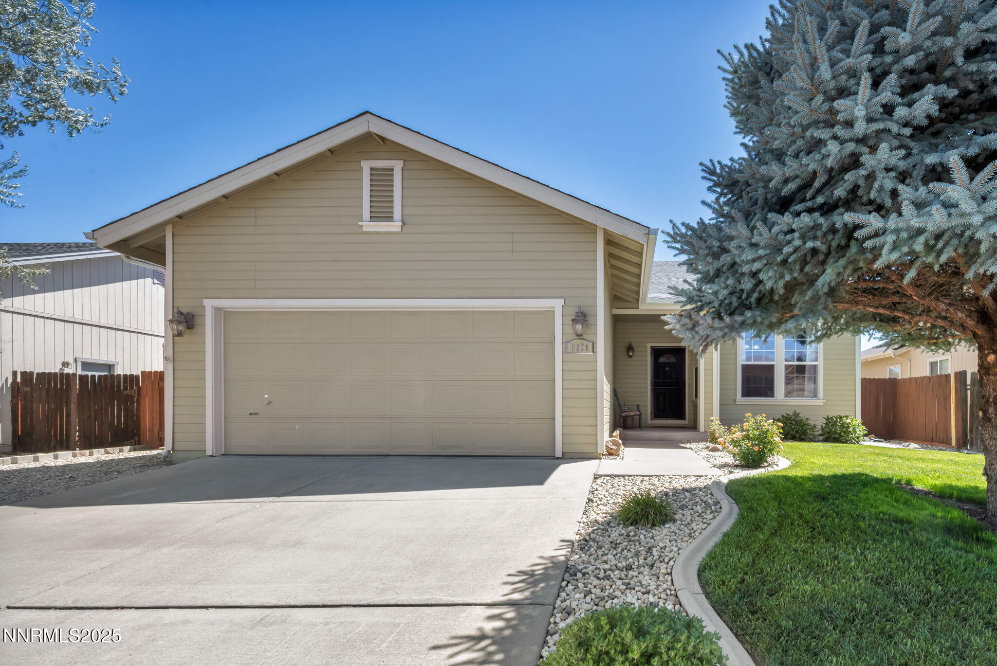 9976 Grand Falls Drive Property Photo 1
