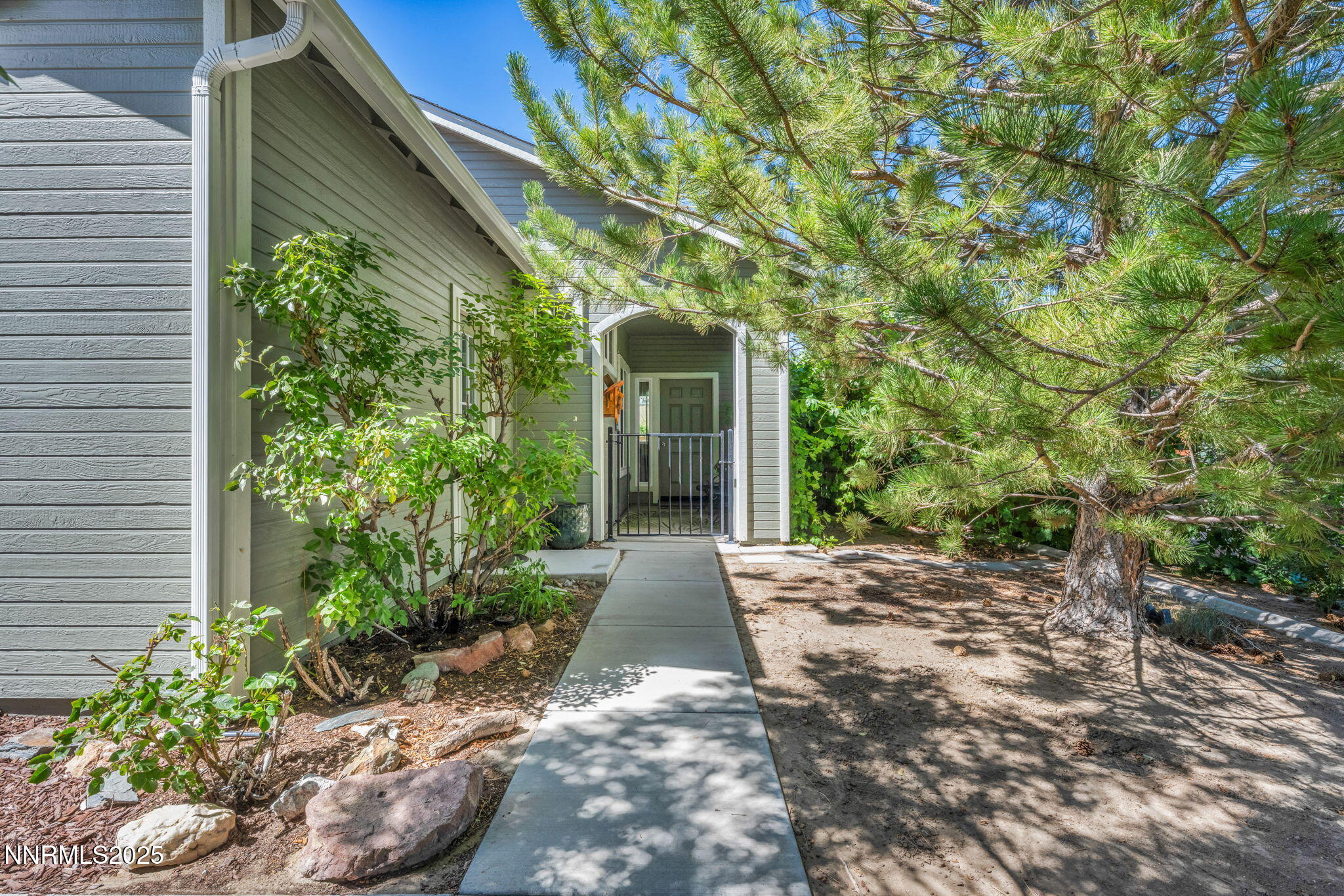 1110 Cheatgrass Drive Property Photo 1