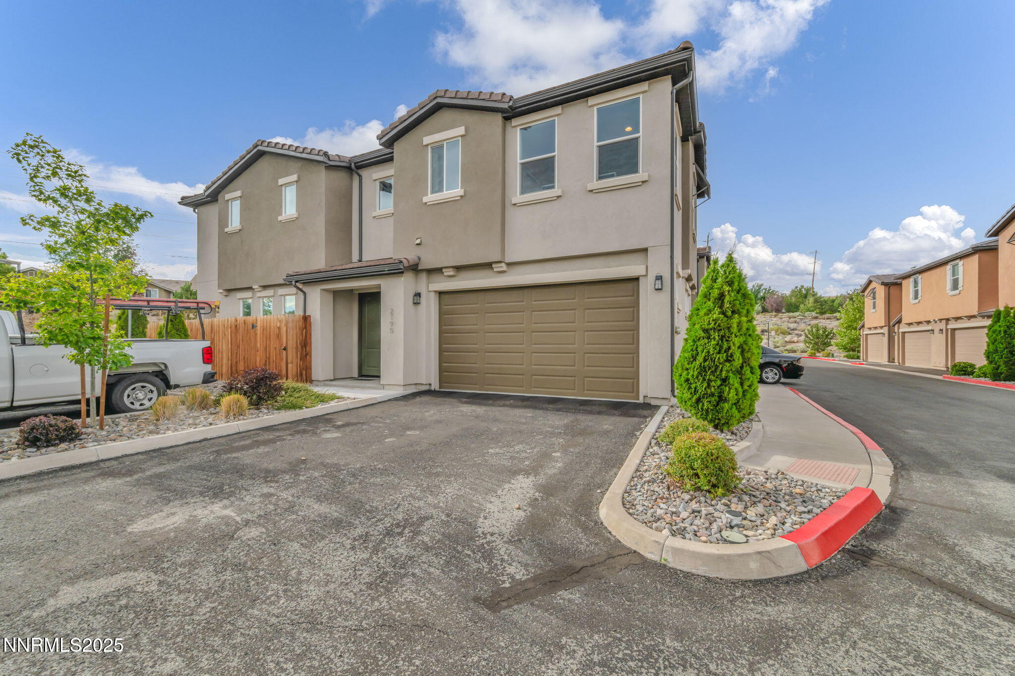2195 Santona Circle Property Photo 1