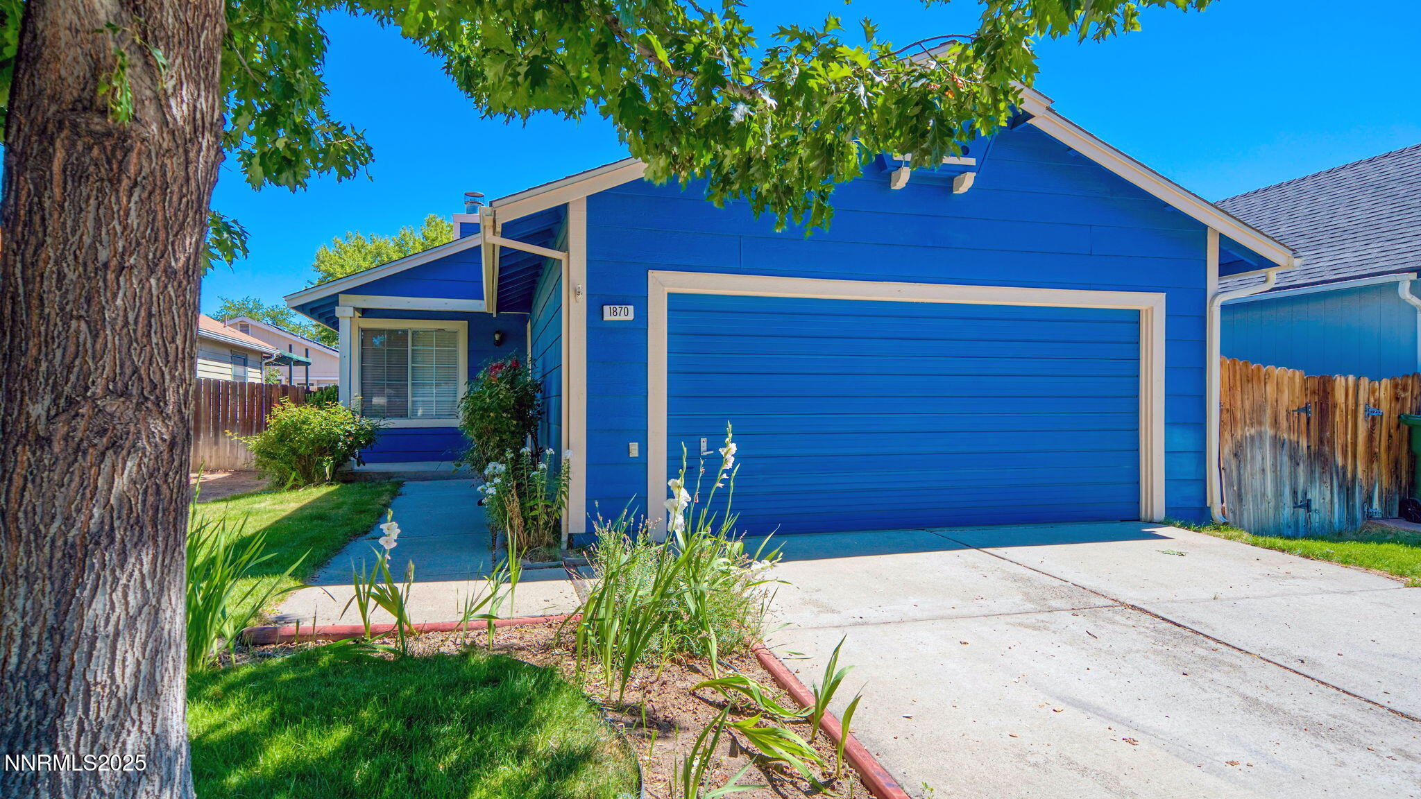 1870 Fargo Way Property Photo 1