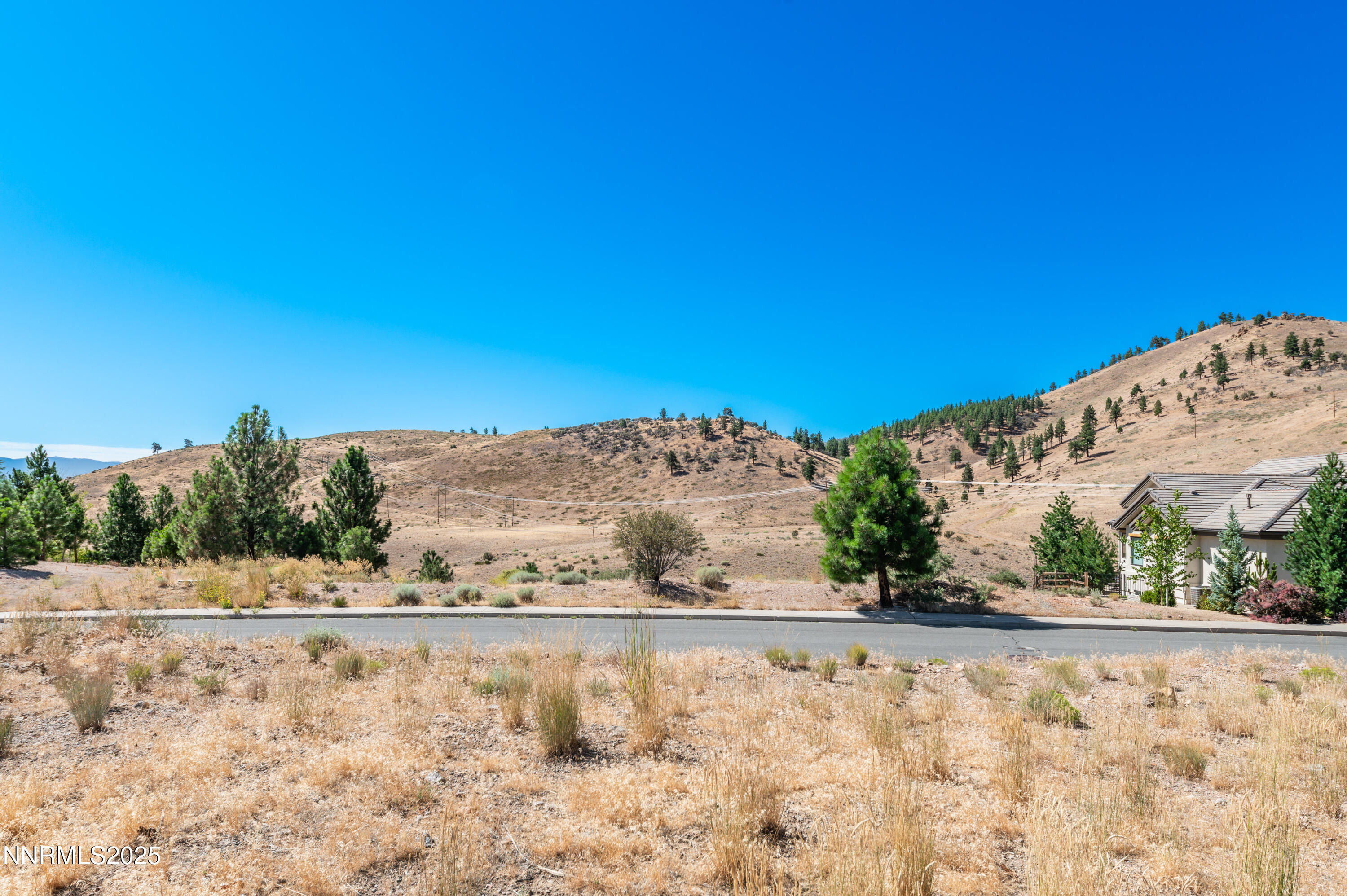 4935 Sierra Pine Drive Property Photo 13