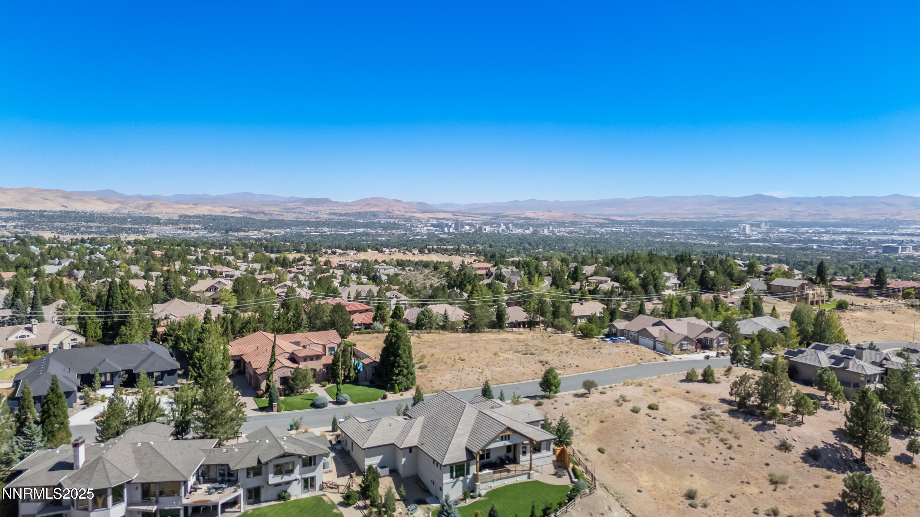 4935 Sierra Pine Drive Property Photo 28