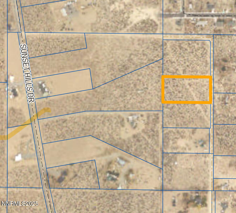 69 Robin Road Property Photo 1