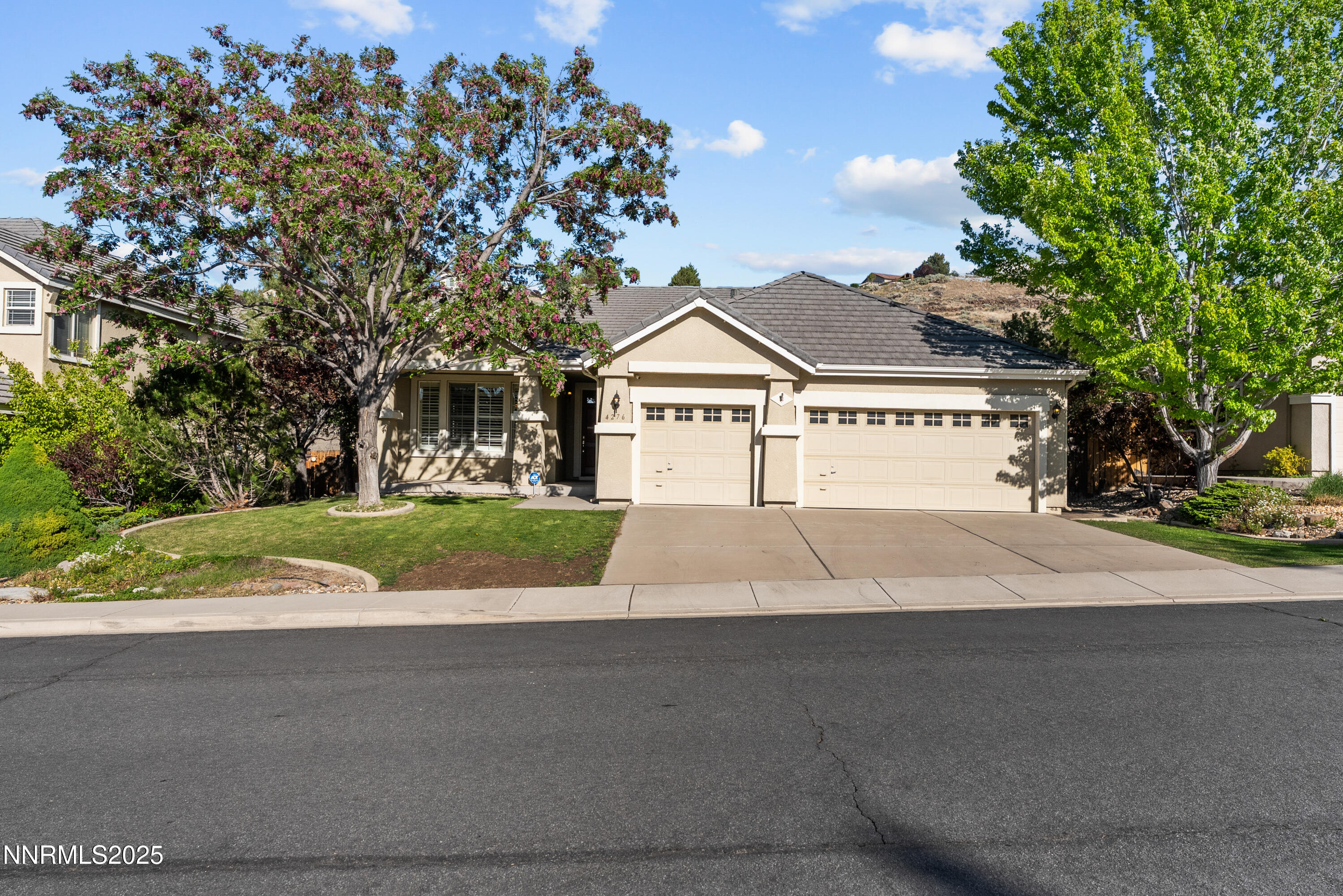4276 Talladega Drive Property Photo 1