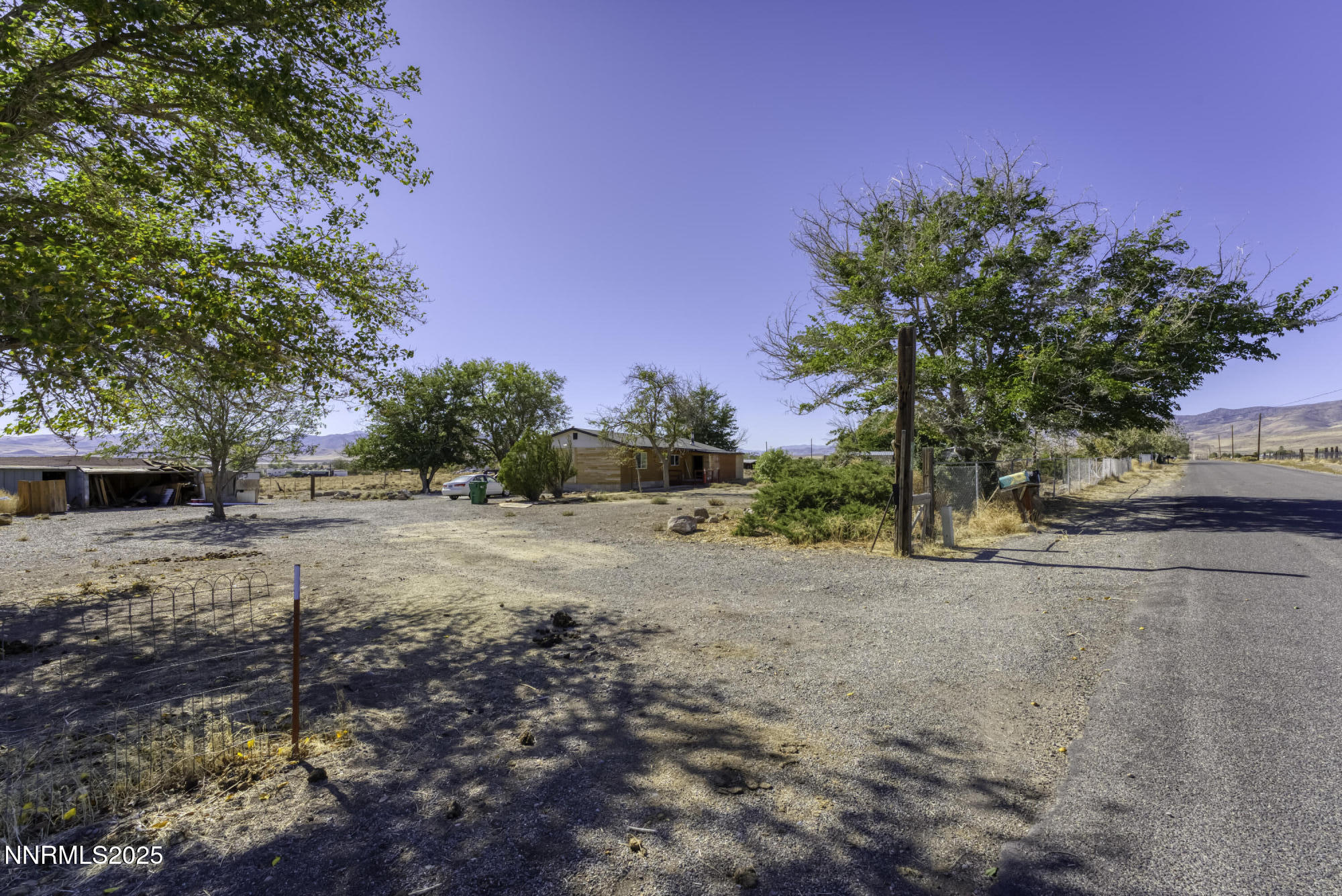 9155 Iroquois Trail Property Photo 1