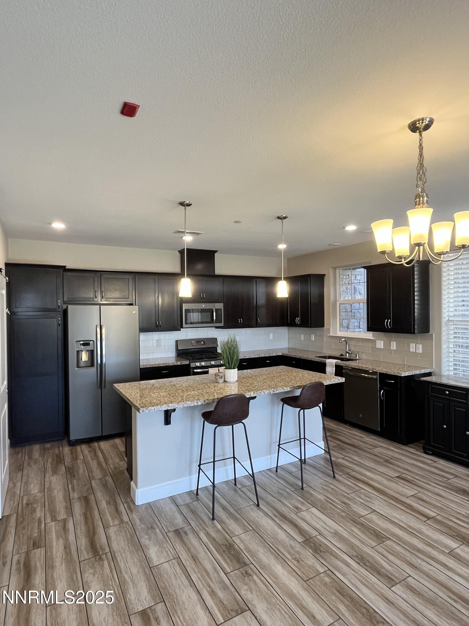 1980 Dark Horse Road Property Photo 1