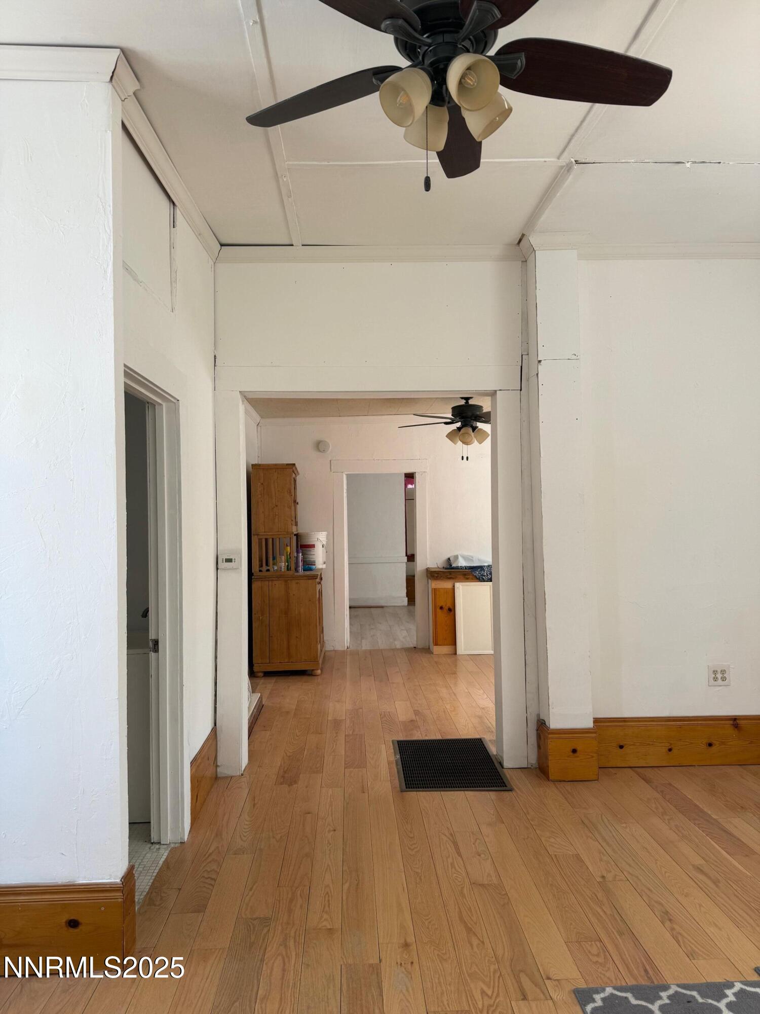 960 Franklin Avenue Property Photo 6