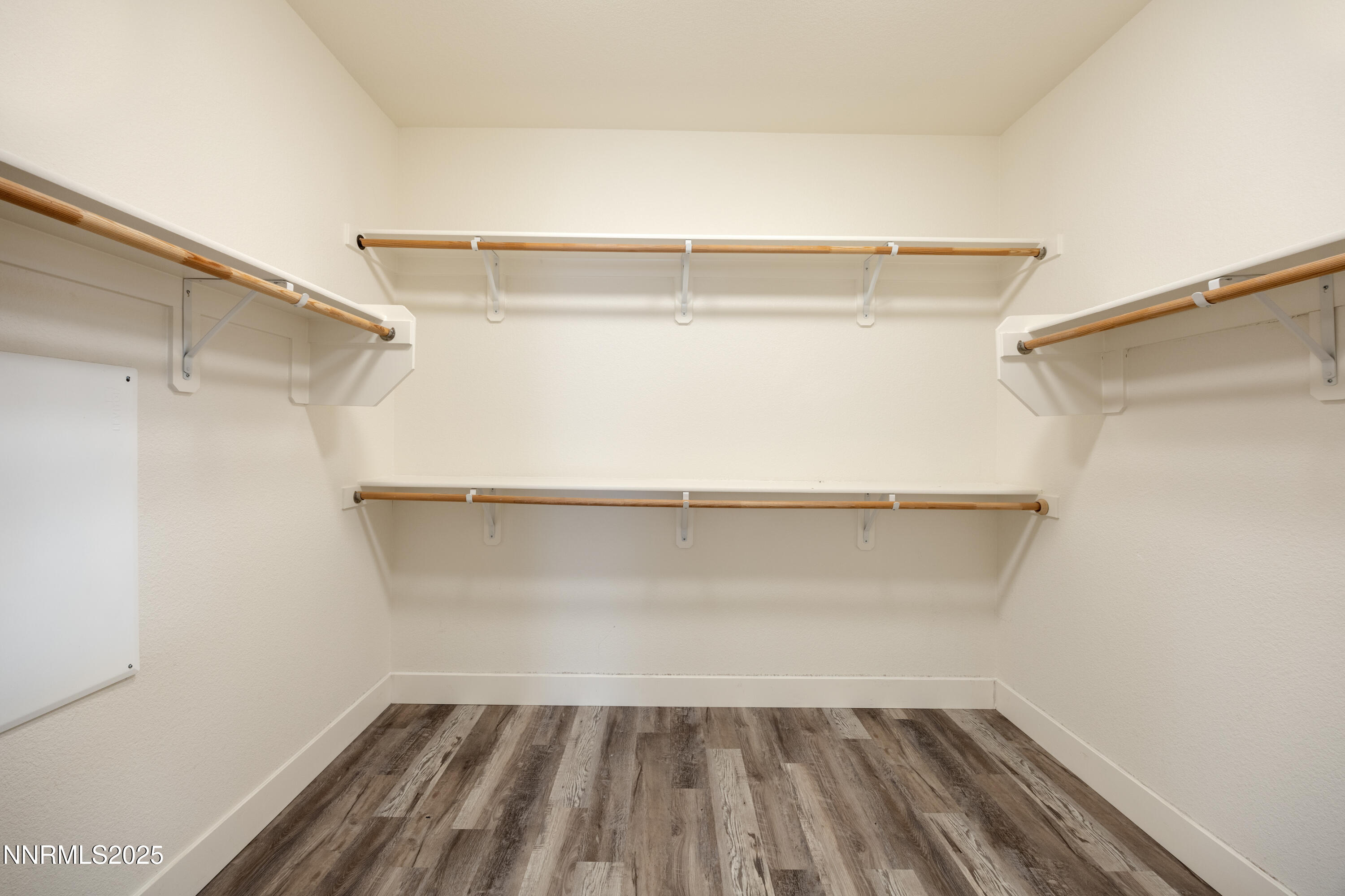 2738 Kettle Court Property Photo 7