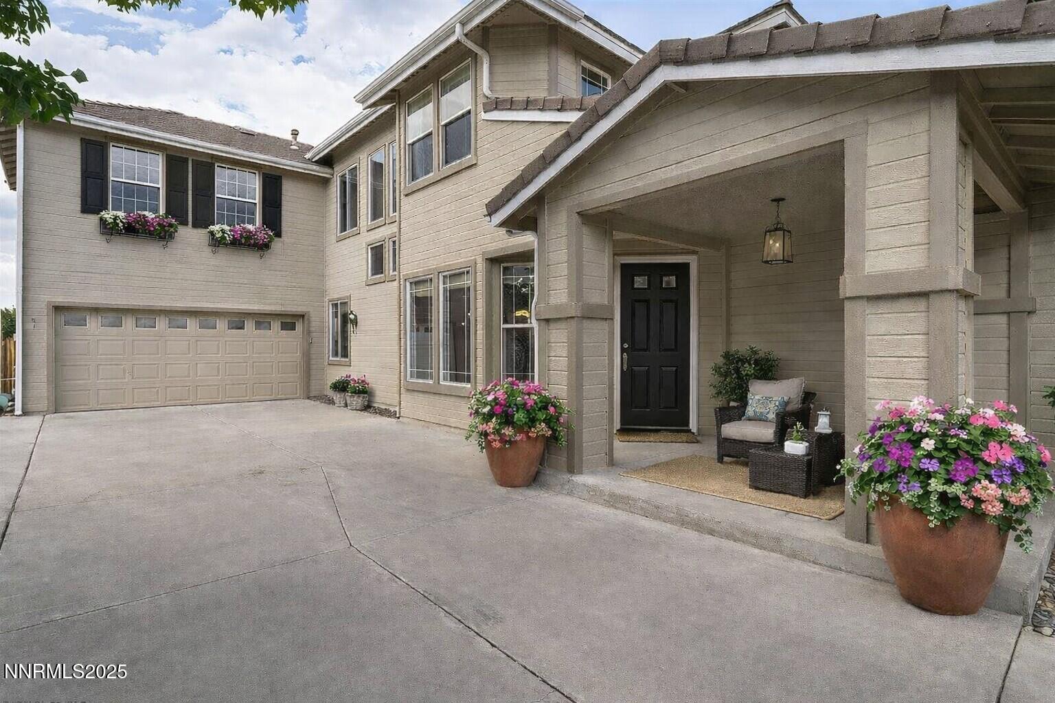 2608 Arrowsmith Drive Property Photo 2
