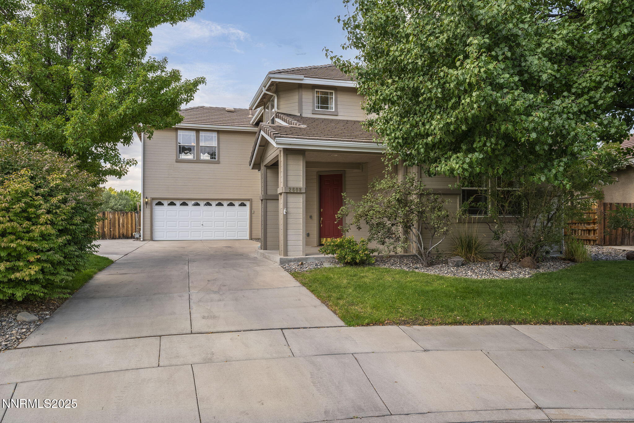2608 Arrowsmith Drive Property Photo 14