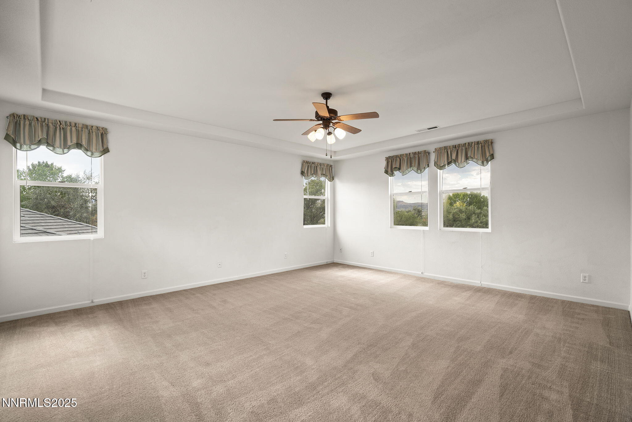 2608 Arrowsmith Drive Property Photo 29