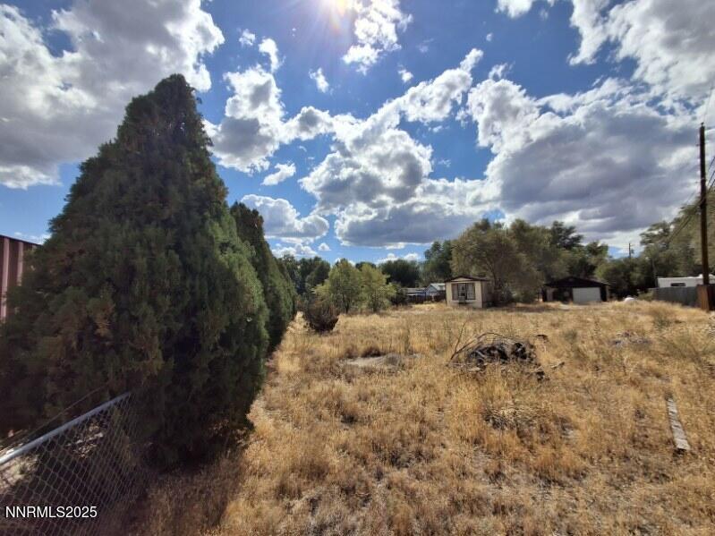 17845 Owl Court Property Photo 3