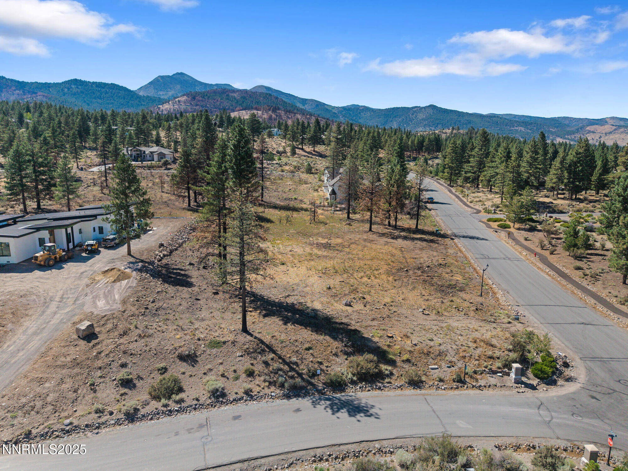 605 Sand Cherry Court Property Photo 19