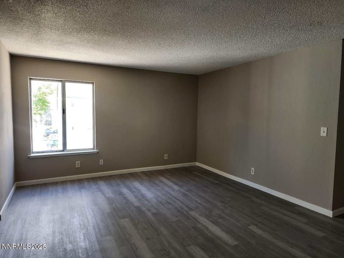 4604 Neil Road Unit 142 Property Photo 9
