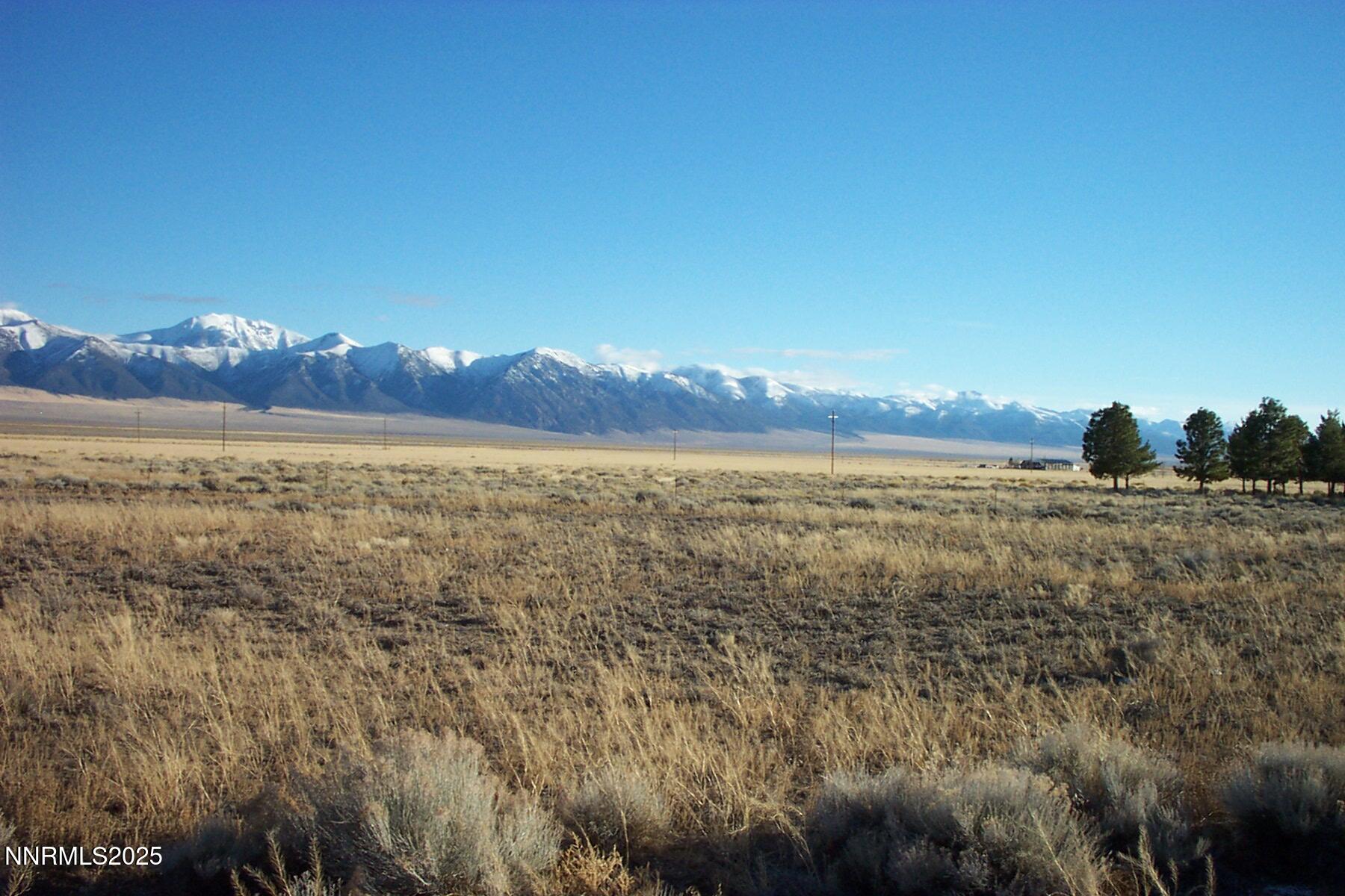 6715 Antelope Circle Property Photo 2