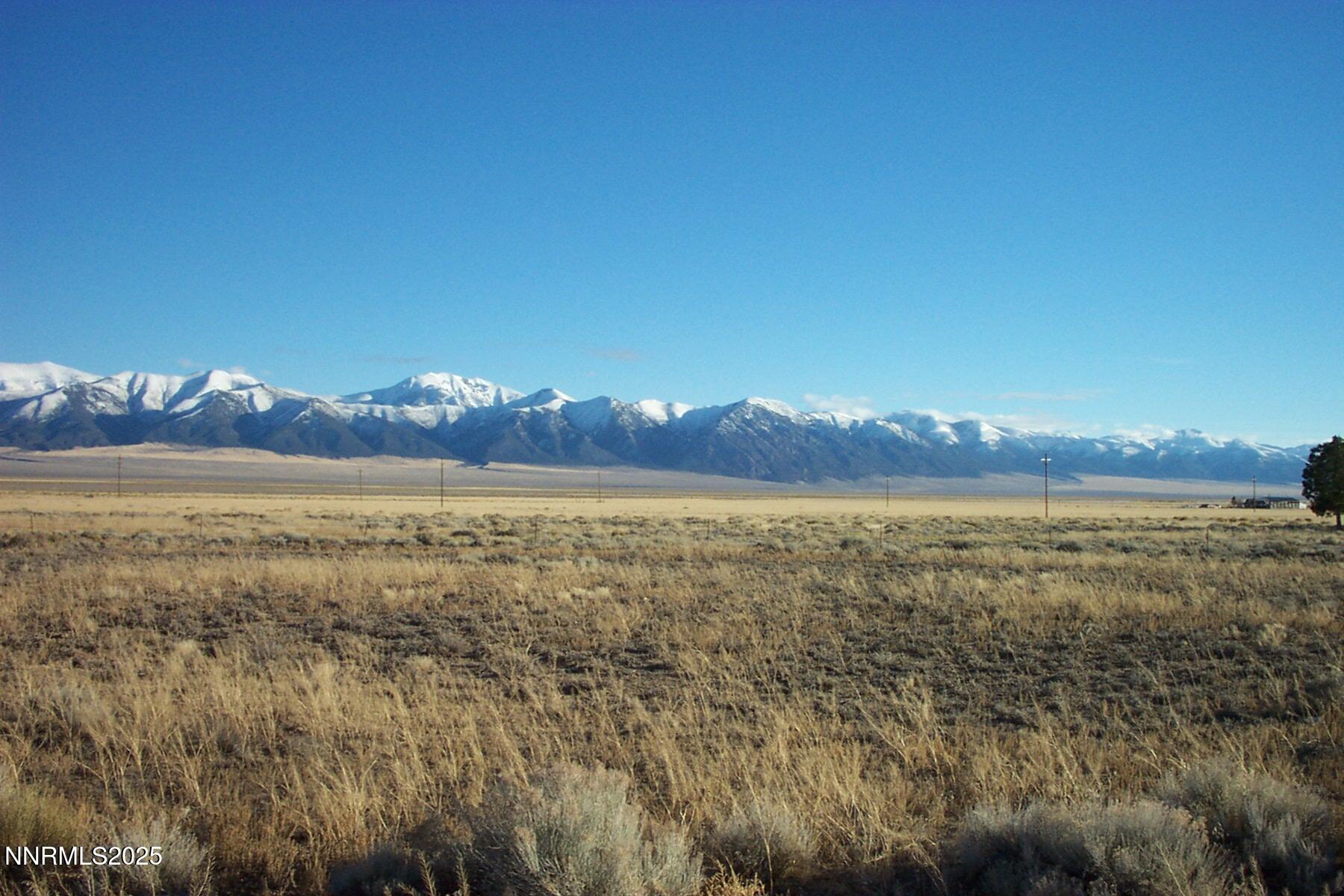 6715 Antelope Circle Property Photo 3