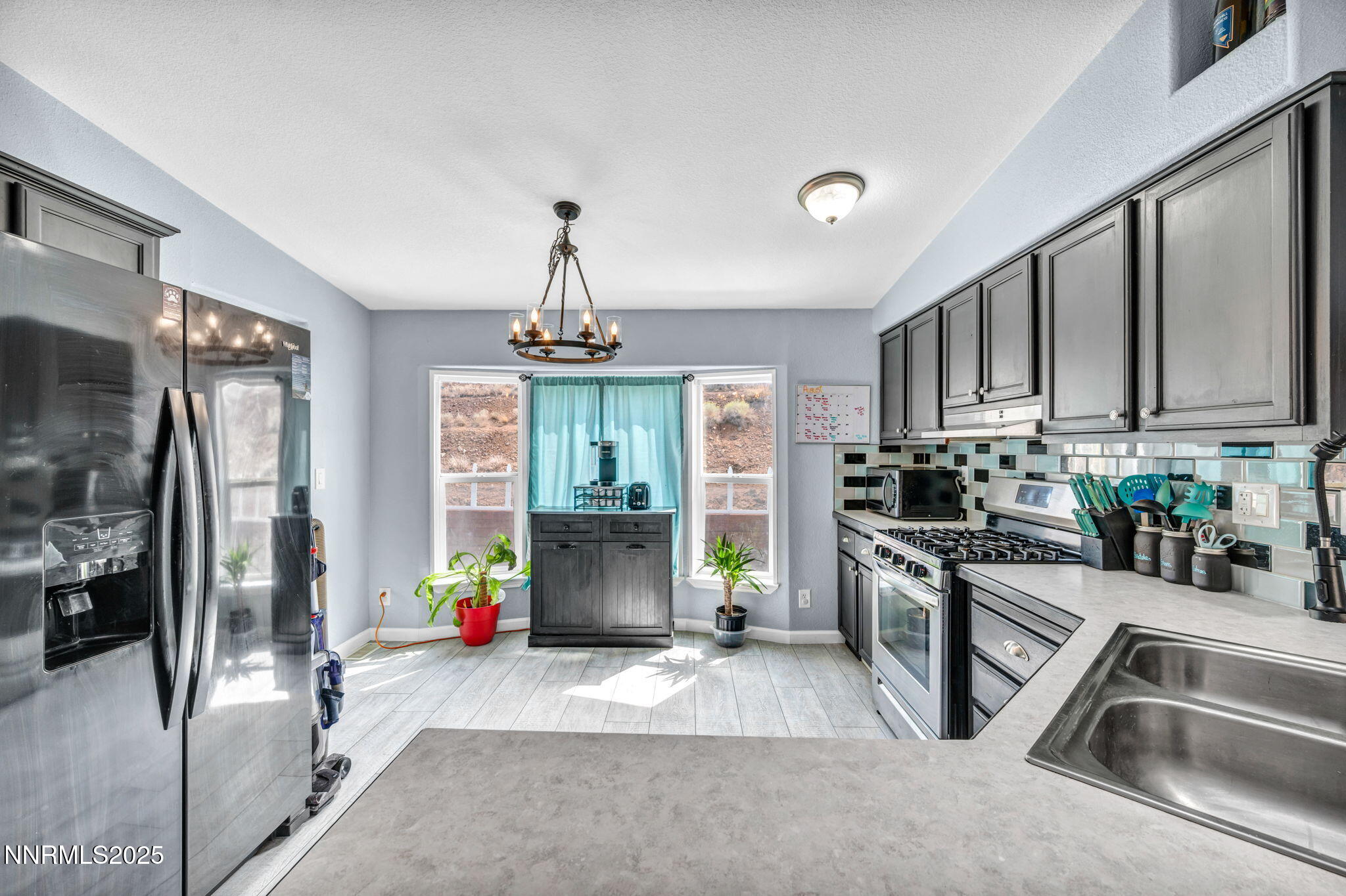 3935 Sandstone Drive Property Photo 4