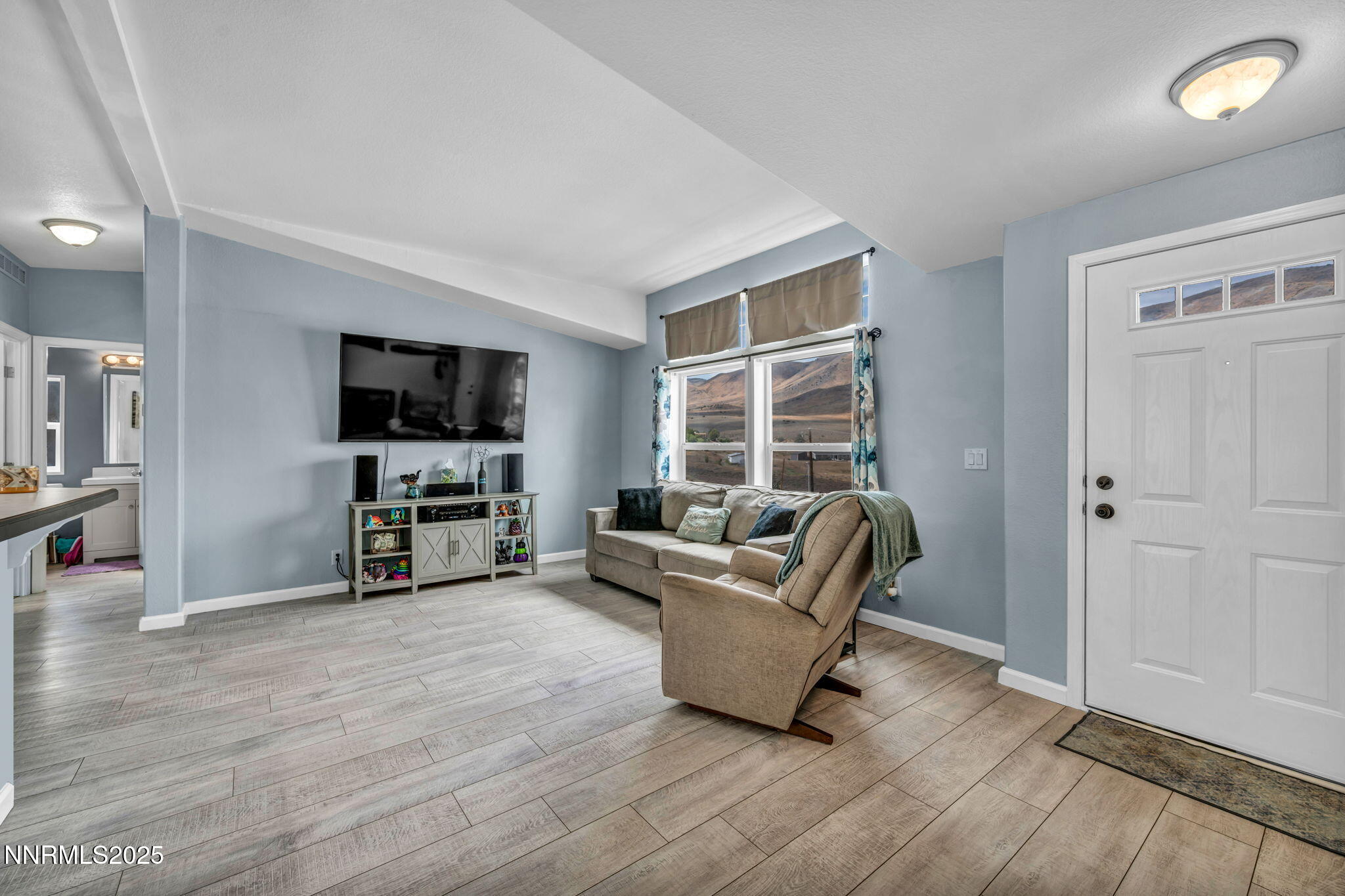 3935 Sandstone Drive Property Photo 8