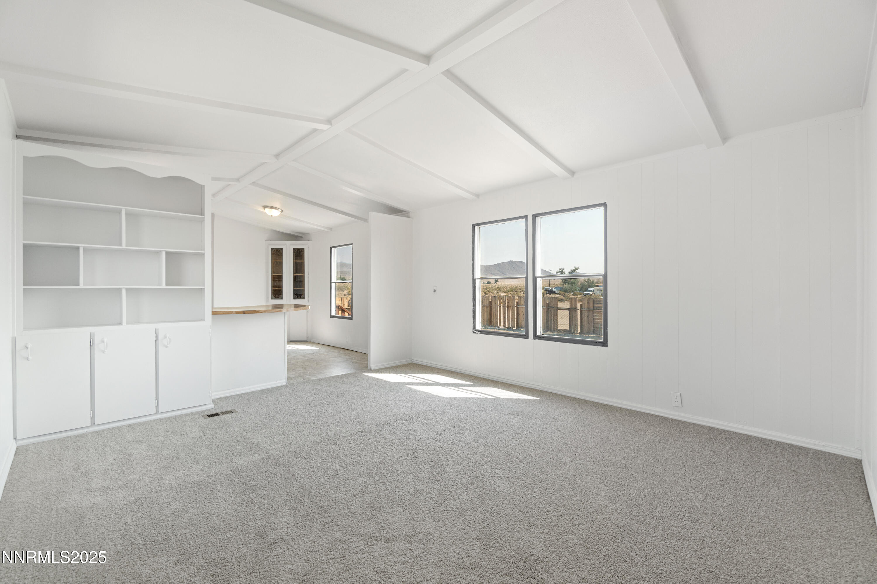 9 Stanley Lane Property Photo 4
