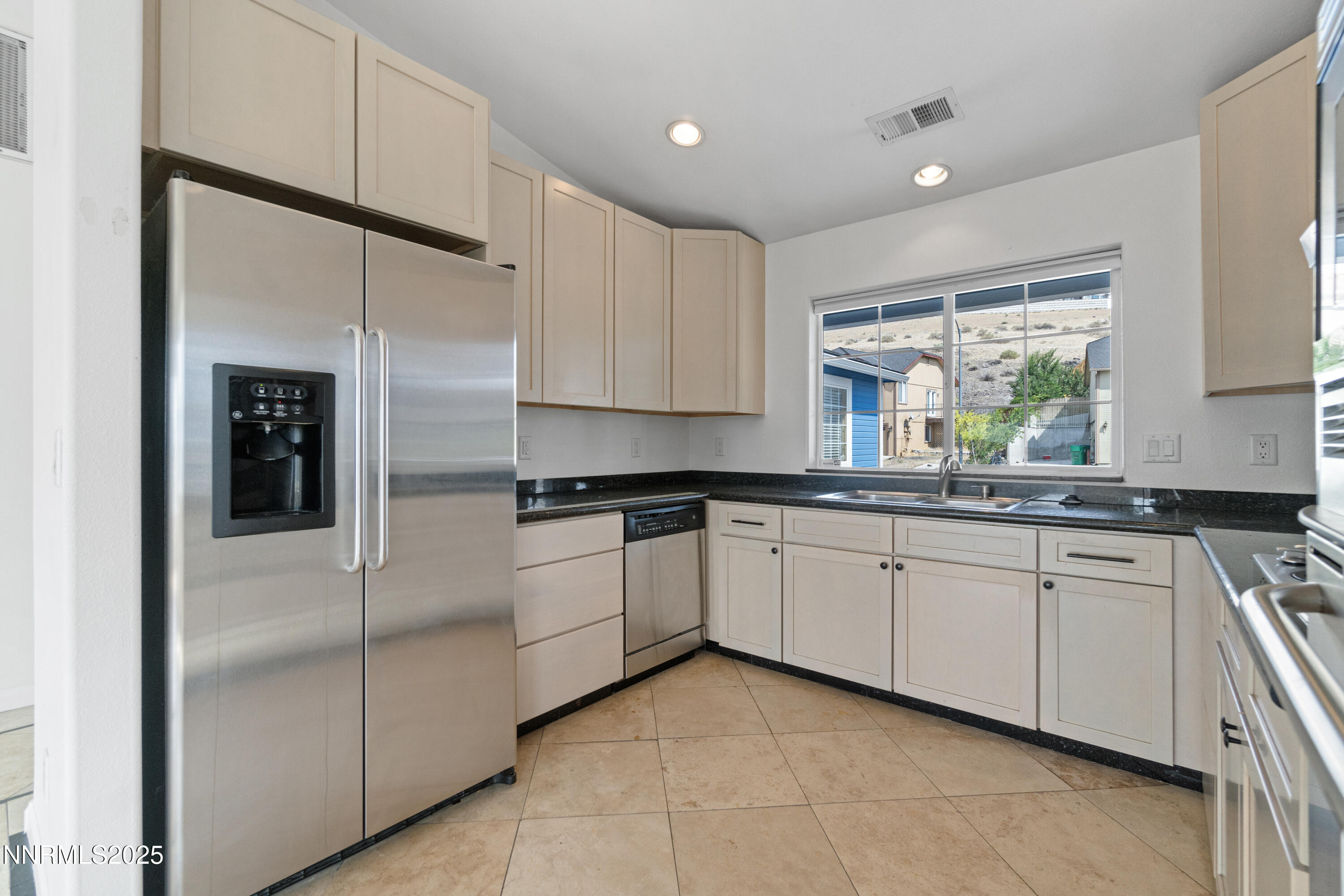 2740 Scottsdale Road Property Photo 11