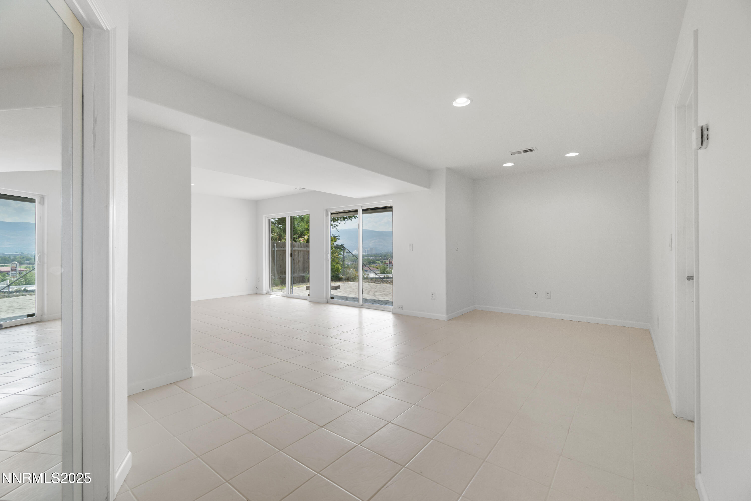 2740 Scottsdale Road Property Photo 17