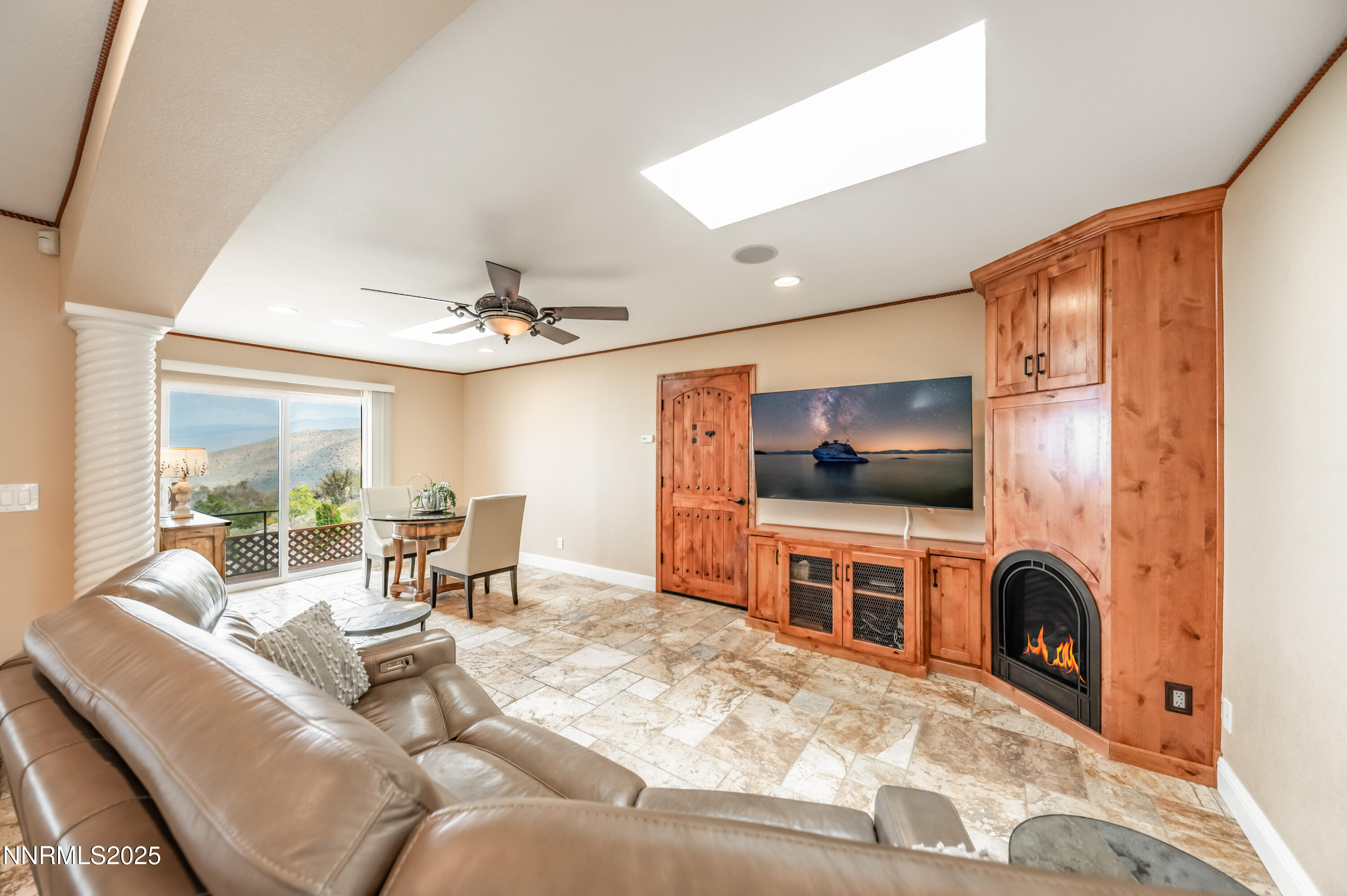 8045 List Country Road Property Photo 8