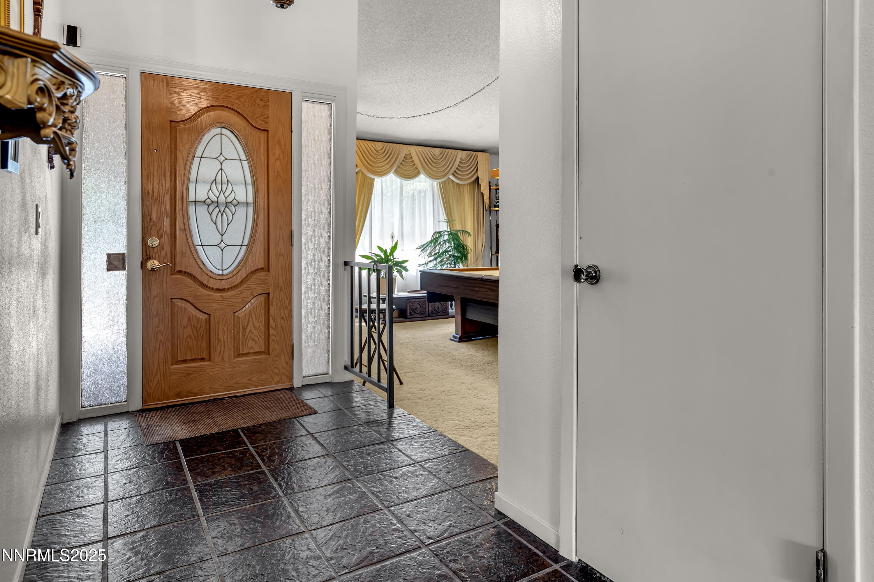 795 Twin Pines Court Property Photo 8