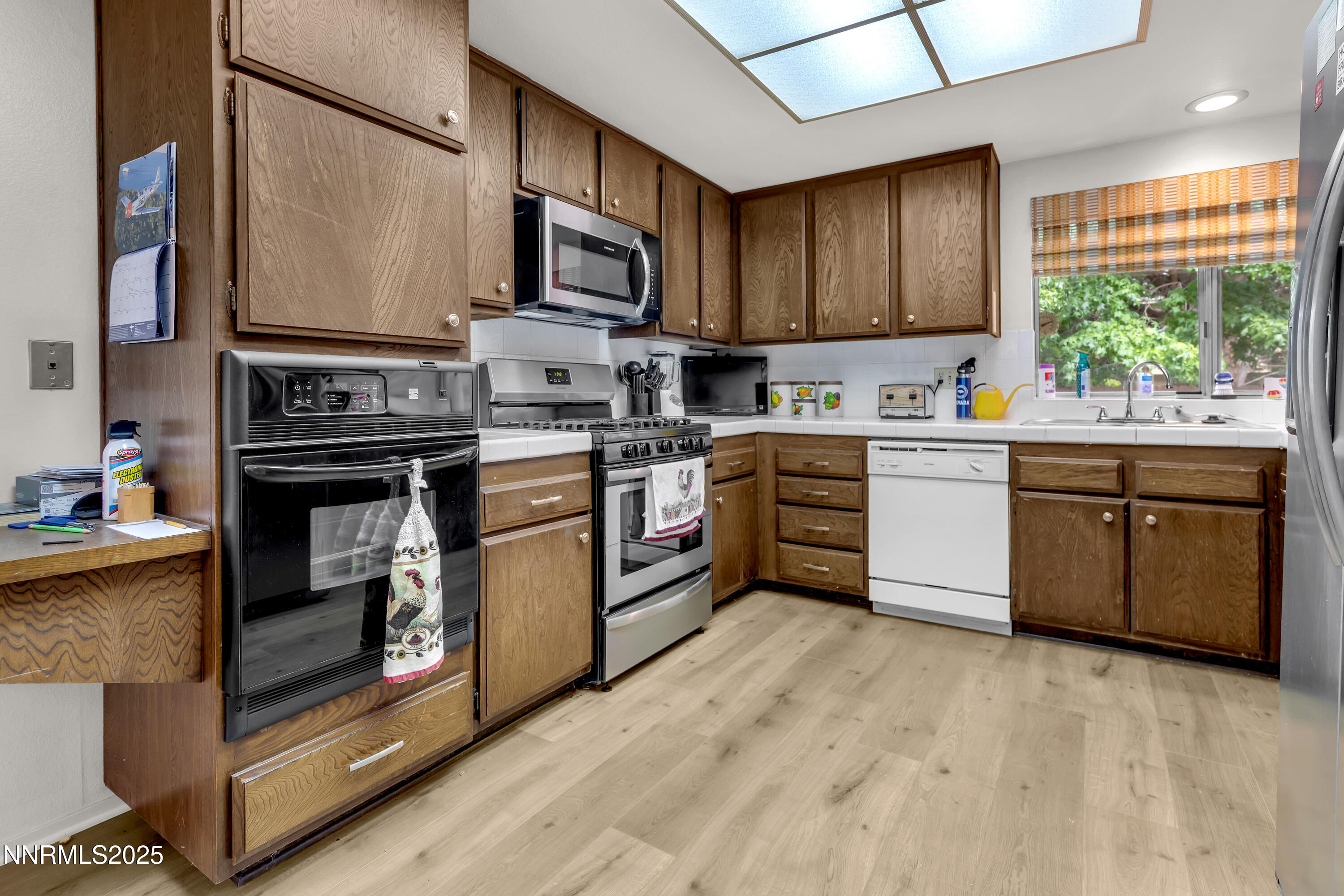 795 Twin Pines Court Property Photo 12