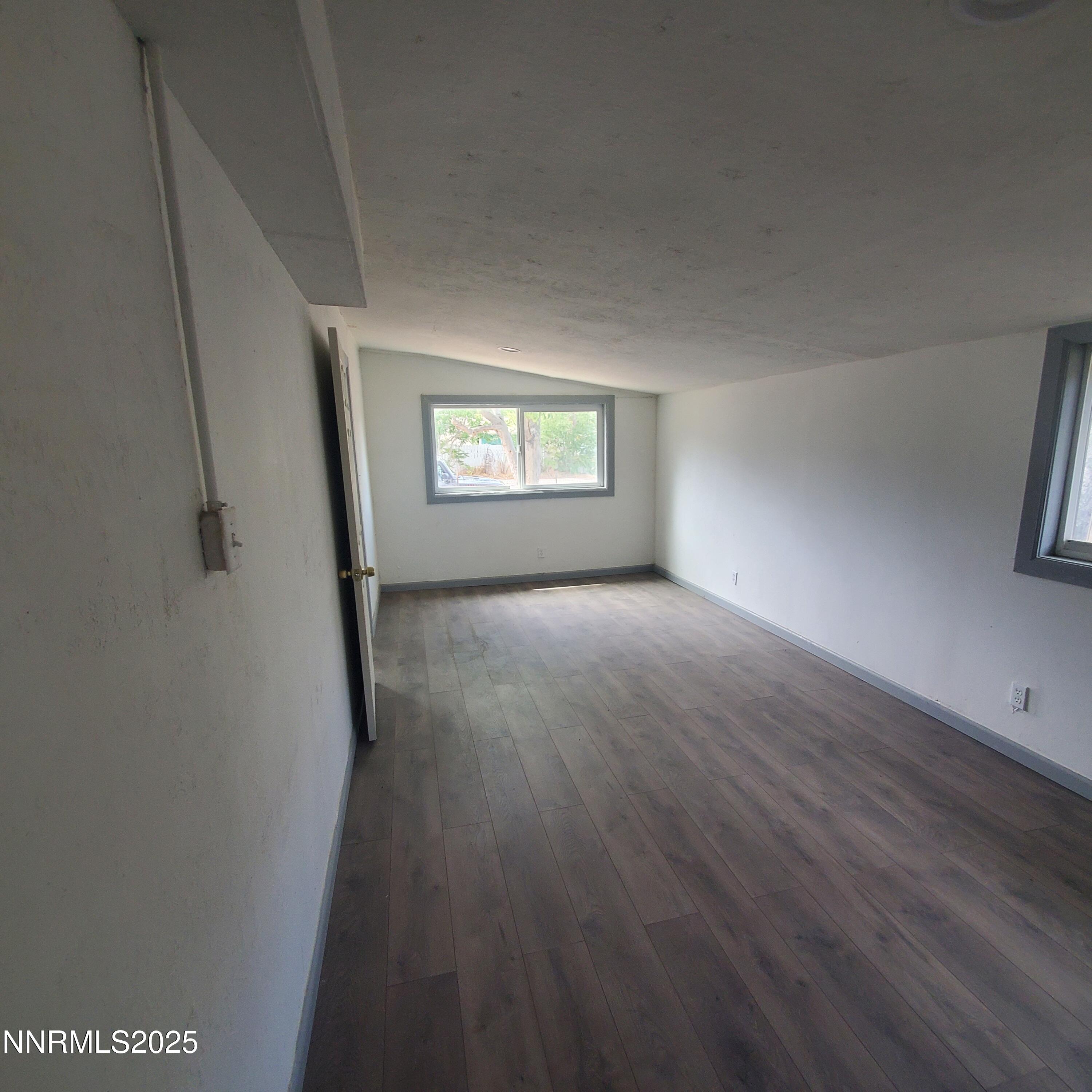 742 D Street Property Photo 4