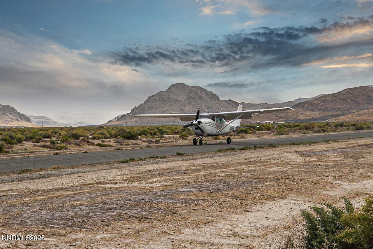 5300 Flying Eagle Drive Property Photo 7