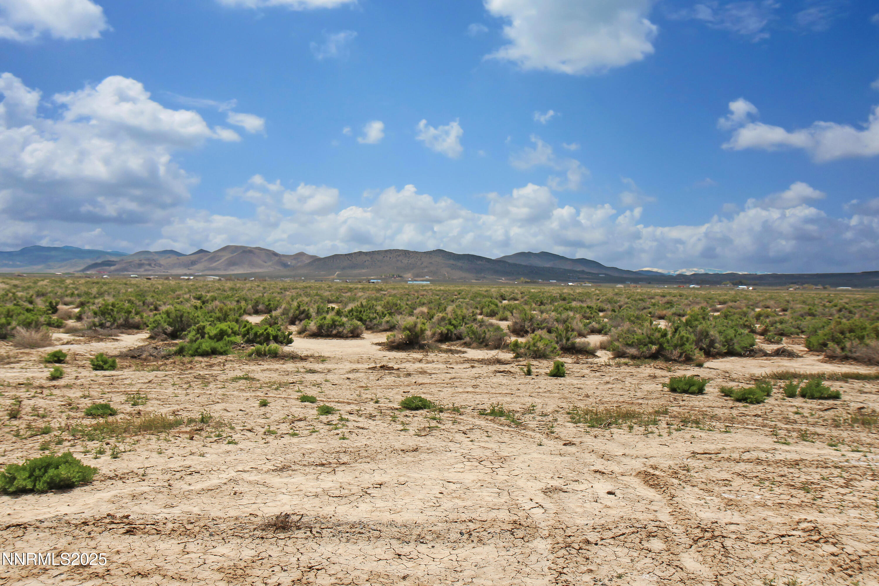 5300 Flying Eagle Drive Property Photo 10