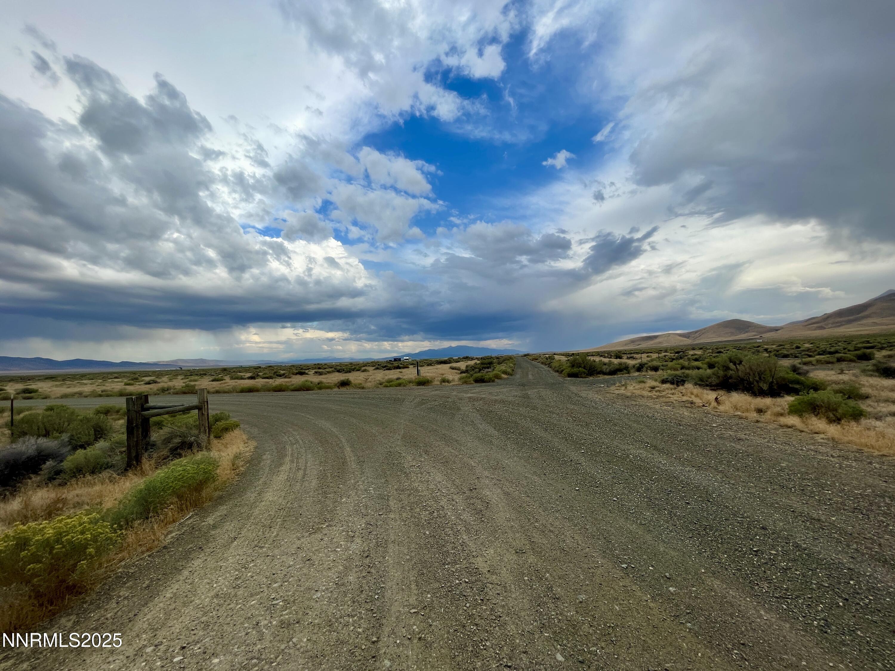 4050 Pioneer Drive Property Photo 3