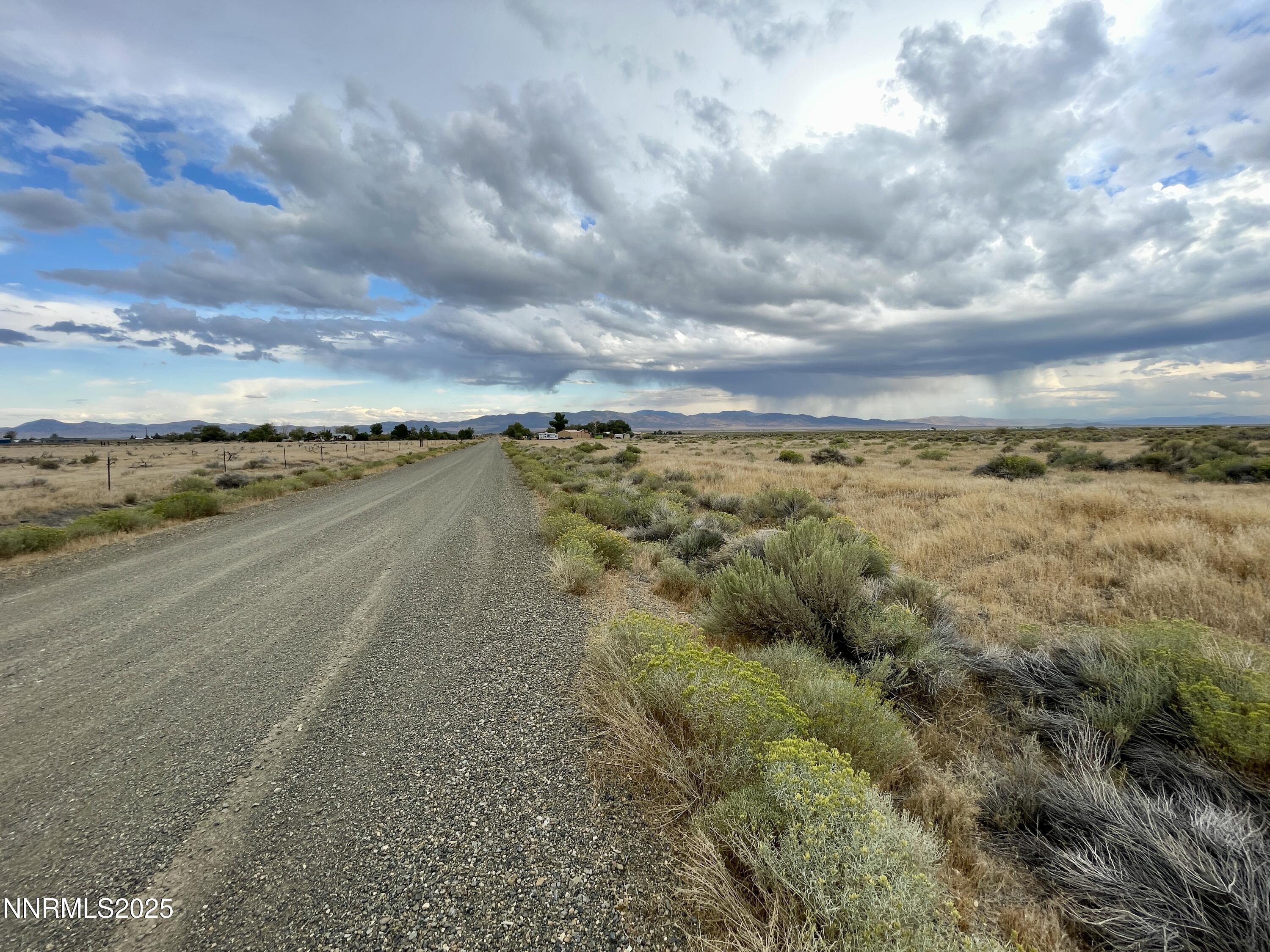 4050 Pioneer Drive Property Photo 4