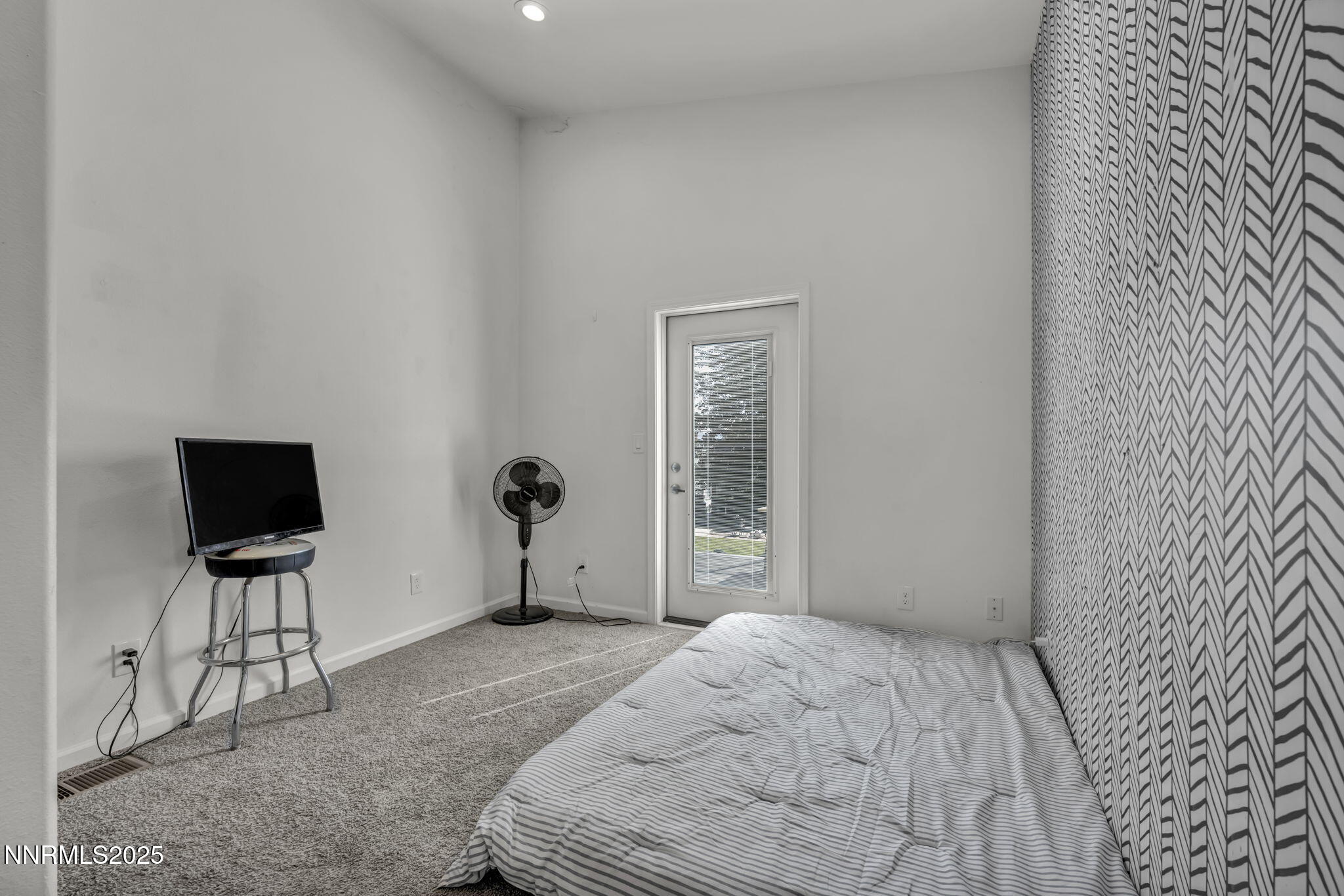 442 E 7th Street 1 & 2 Property Photo 8
