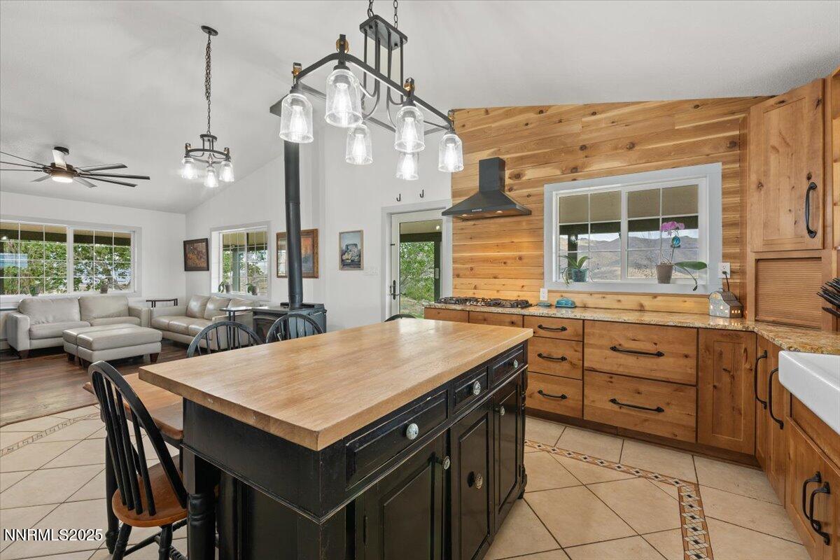 15030 N Red Rock Road Property Photo 15