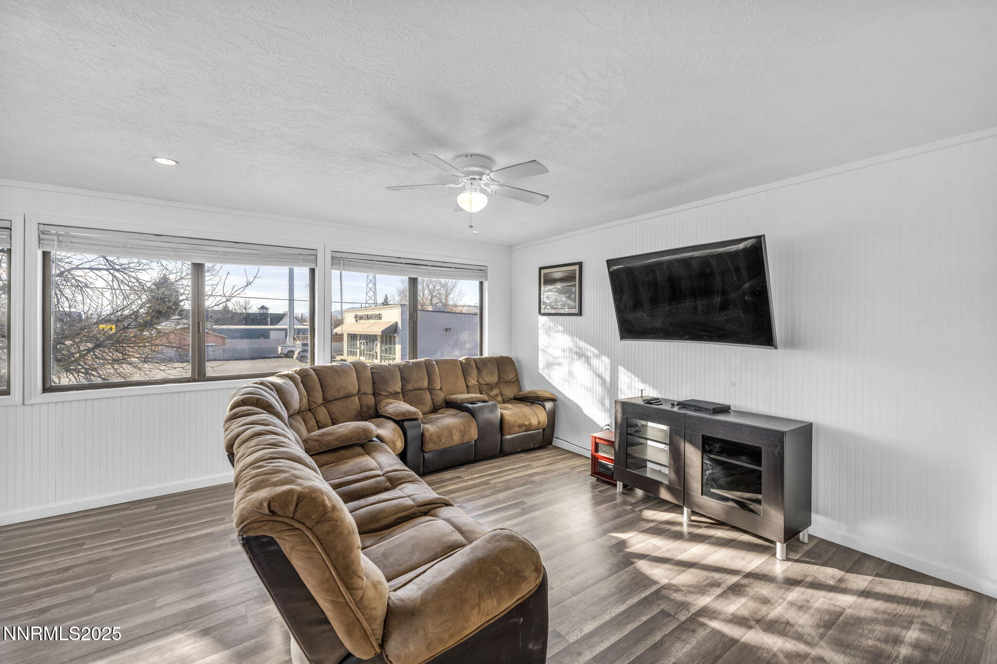 2 Newcombe Avenue Property Photo 10