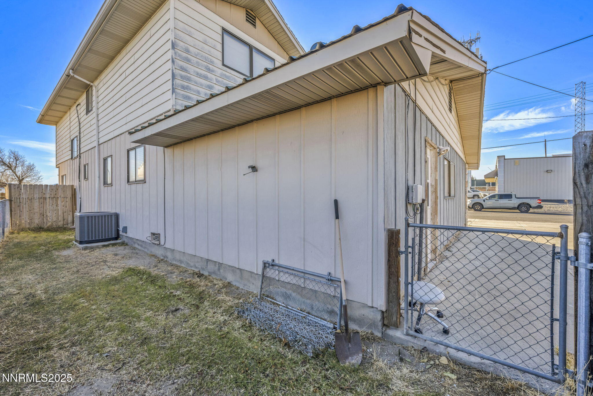 2 Newcombe Avenue Property Photo 50