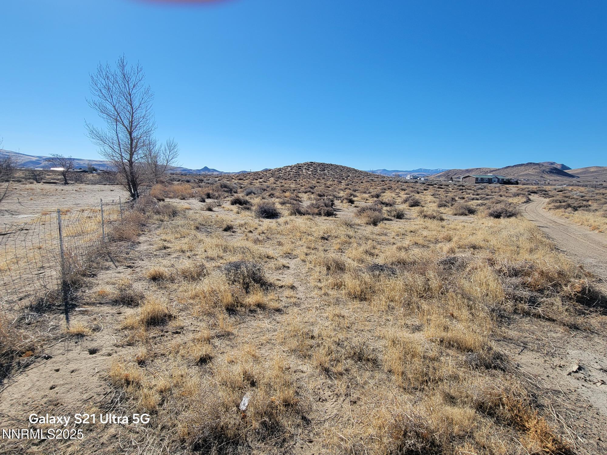 1595 E 6th Street Property Photo 5