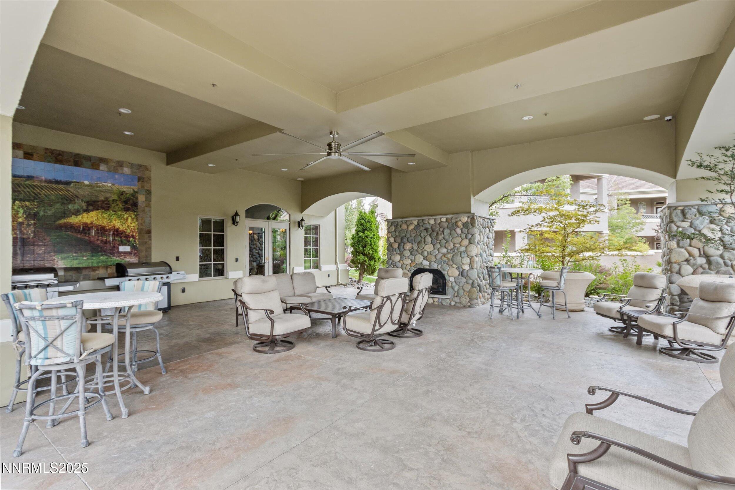 9900 Wilbur May Parkway 2404 Property Photo 27